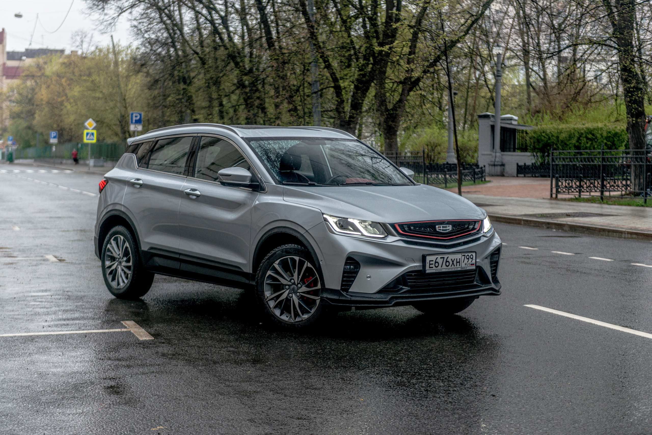 Фотосъемка автомобиля Geely Coolray. ФОТОГРАФ МЕКСИКА КИНТАНА-РОО