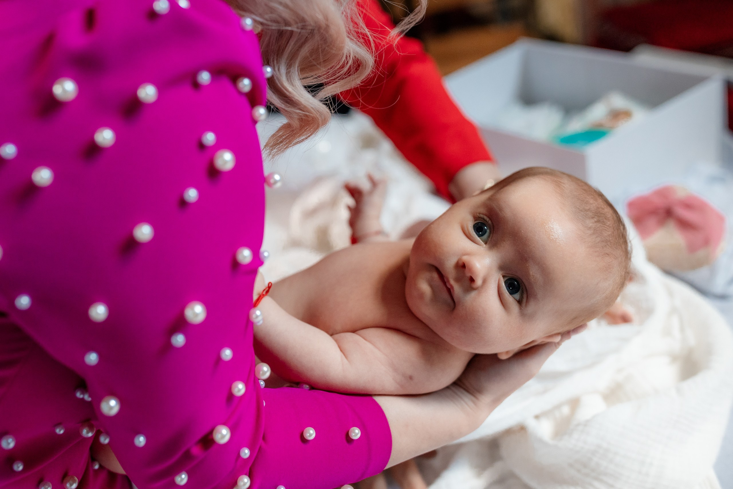 fotograf botez Miruna Parascheva, fotografie botez Botoșani, fotograf Alin Chirilă, amintiri botez, fotografii botez, botez Miruna Parascheva, fotograf copii, fotografie botez în Botoșani-alt="botez Miruna Parascheva, fotografie botez Alin Chirilă, amintiri botez, fotografii emoționante botez Botoșani"-- fotografii-botez-bebelus- amintiri-botez-micuț- moment-sfânt-crestinare- fotografie-emotionanta-botez- detalii-botez-bebelusi- parinti-fericiti-la-botez- fotograf-botez-profesionist- botez-in-biserica-ortodoxa- micuț-botezat-cu-emoție- zâmbete-și-lacrimi-la-botez- bebeluș-la-cristelniță- decor-botez-colorat- botez-cu-dragoste-și-credință- emotie-pura-la-botez- fotograf-botez-botosani- botez-iasi-suceava-fotograf- amintiri-nepretuite-botez