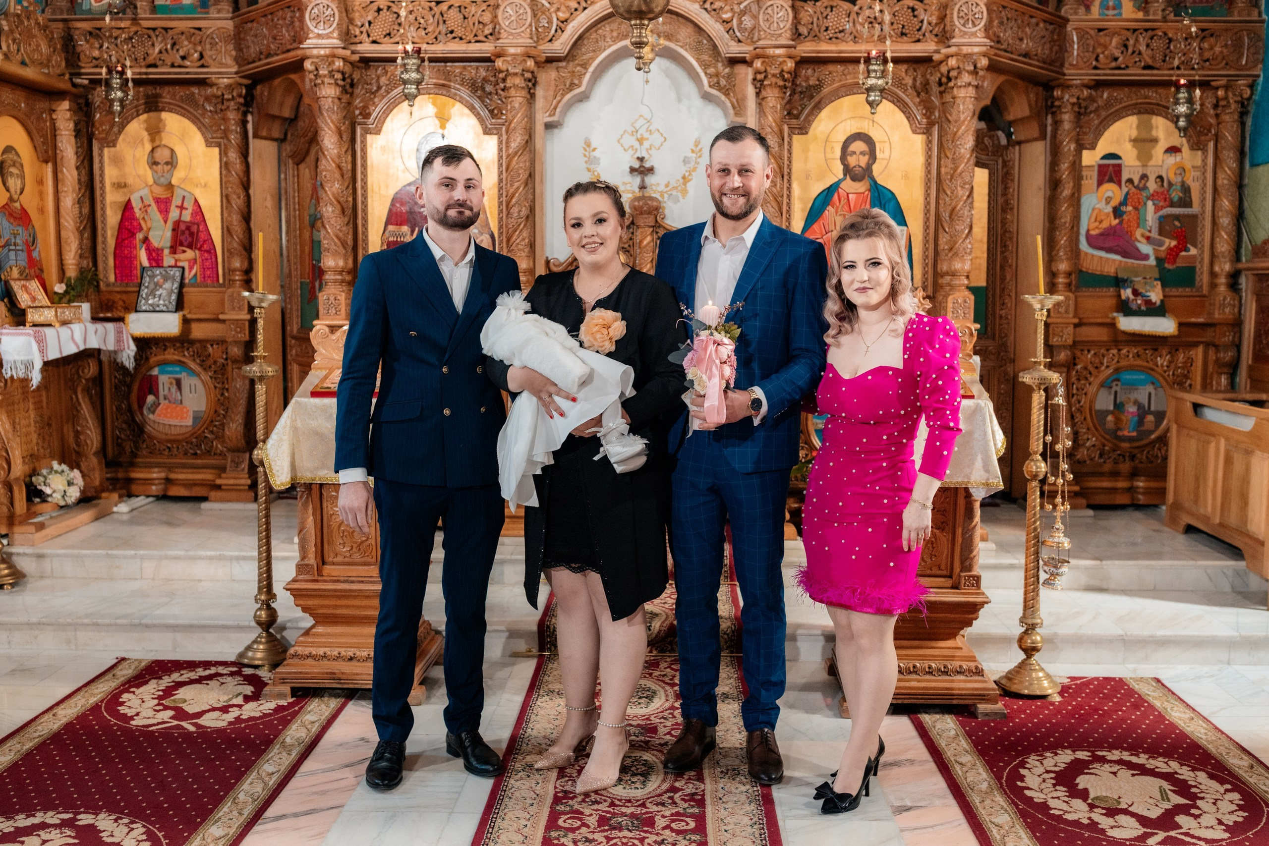 fotograf botez Miruna Parascheva, fotografie botez Botoșani, fotograf Alin Chirilă, amintiri botez, fotografii botez, botez Miruna Parascheva, fotograf copii, fotografie botez în Botoșani-alt="botez Miruna Parascheva, fotografie botez Alin Chirilă, amintiri botez, fotografii emoționante botez Botoșani"-- fotografii-botez-bebelus- amintiri-botez-micuț- moment-sfânt-crestinare- fotografie-emotionanta-botez- detalii-botez-bebelusi- parinti-fericiti-la-botez- fotograf-botez-profesionist- botez-in-biserica-ortodoxa- micuț-botezat-cu-emoție- zâmbete-și-lacrimi-la-botez- bebeluș-la-cristelniță- decor-botez-colorat- botez-cu-dragoste-și-credință- emotie-pura-la-botez- fotograf-botez-botosani- botez-iasi-suceava-fotograf- amintiri-nepretuite-botez