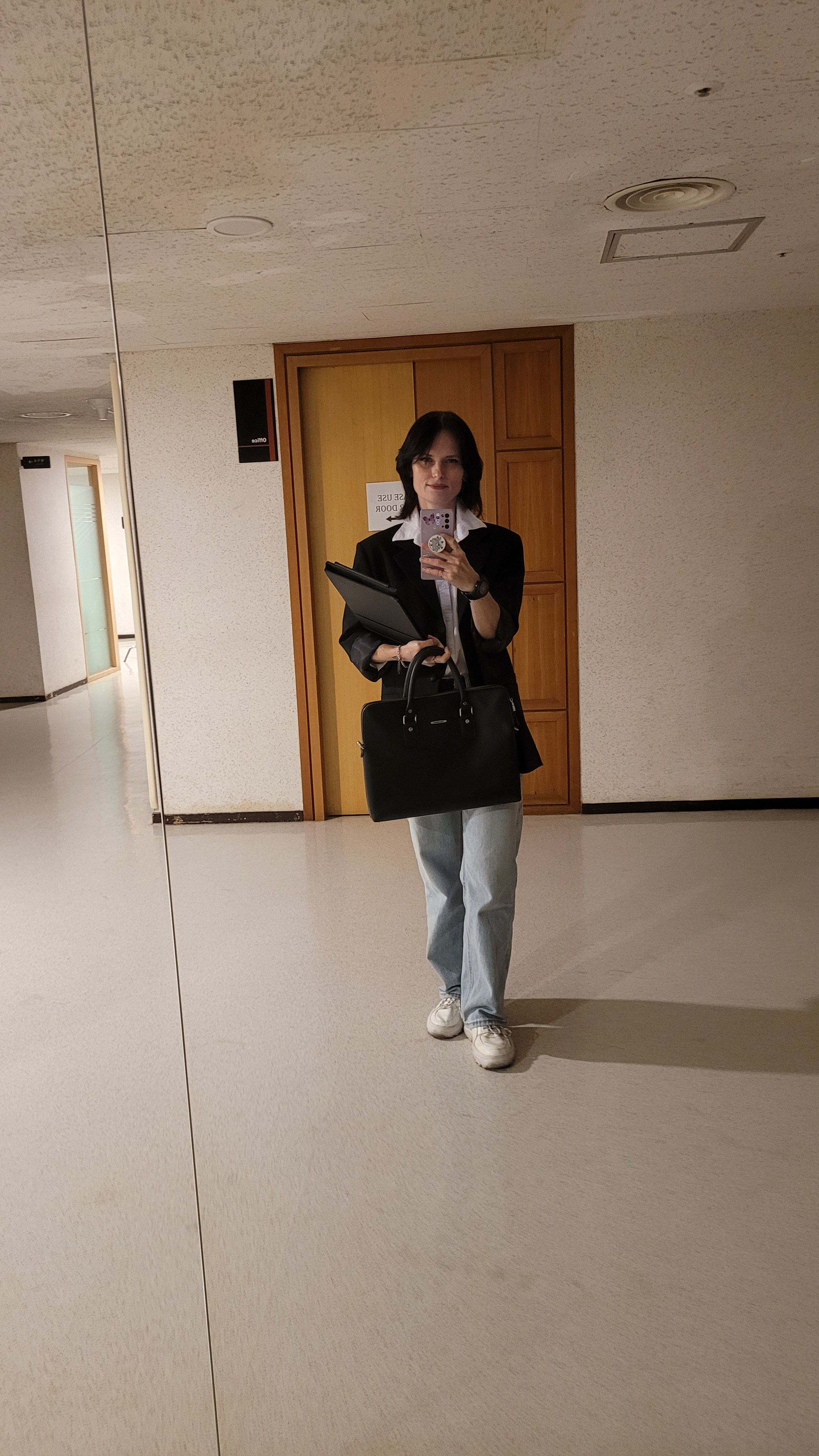 Intro film (G) I-DLE — role “producer”, 27/06/2024. Фотограф в Сеуле, Южная Корея Наталья Доброквашина