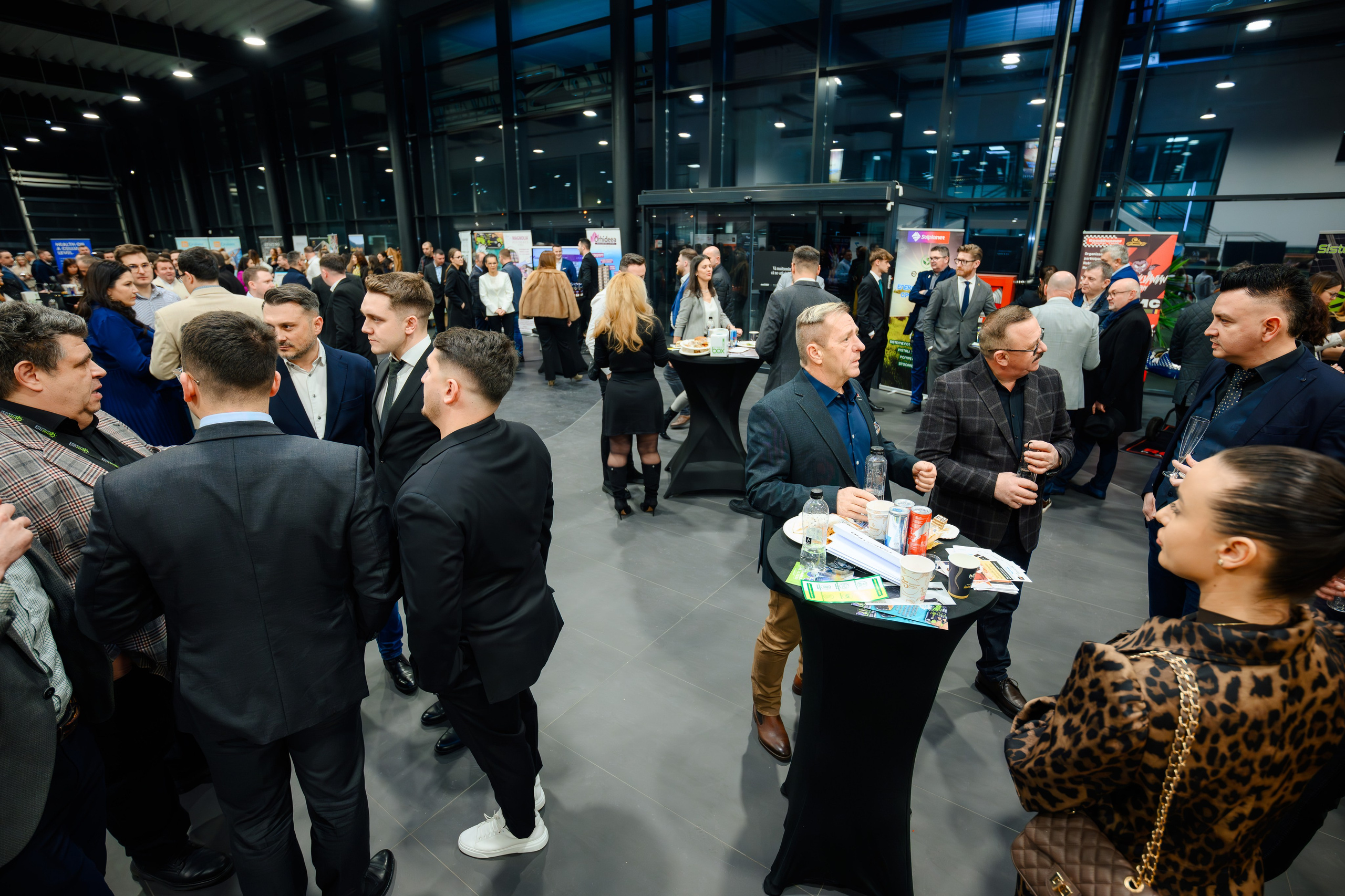 Business & Comercial. Mugurel Olteanu Fotograf