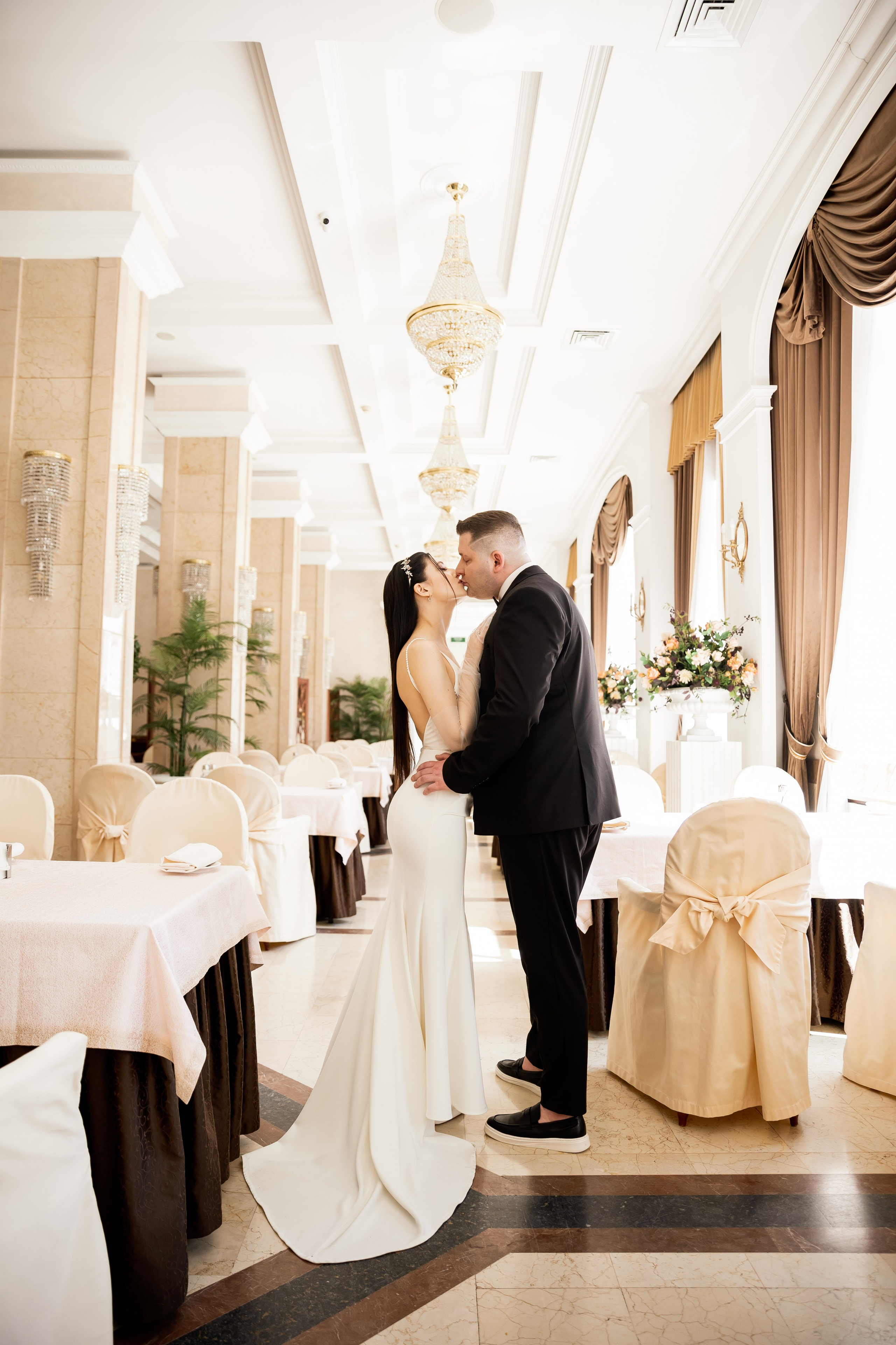 Irina Ermak local New York City photographer. Irina Ermak wedding photographer in New York