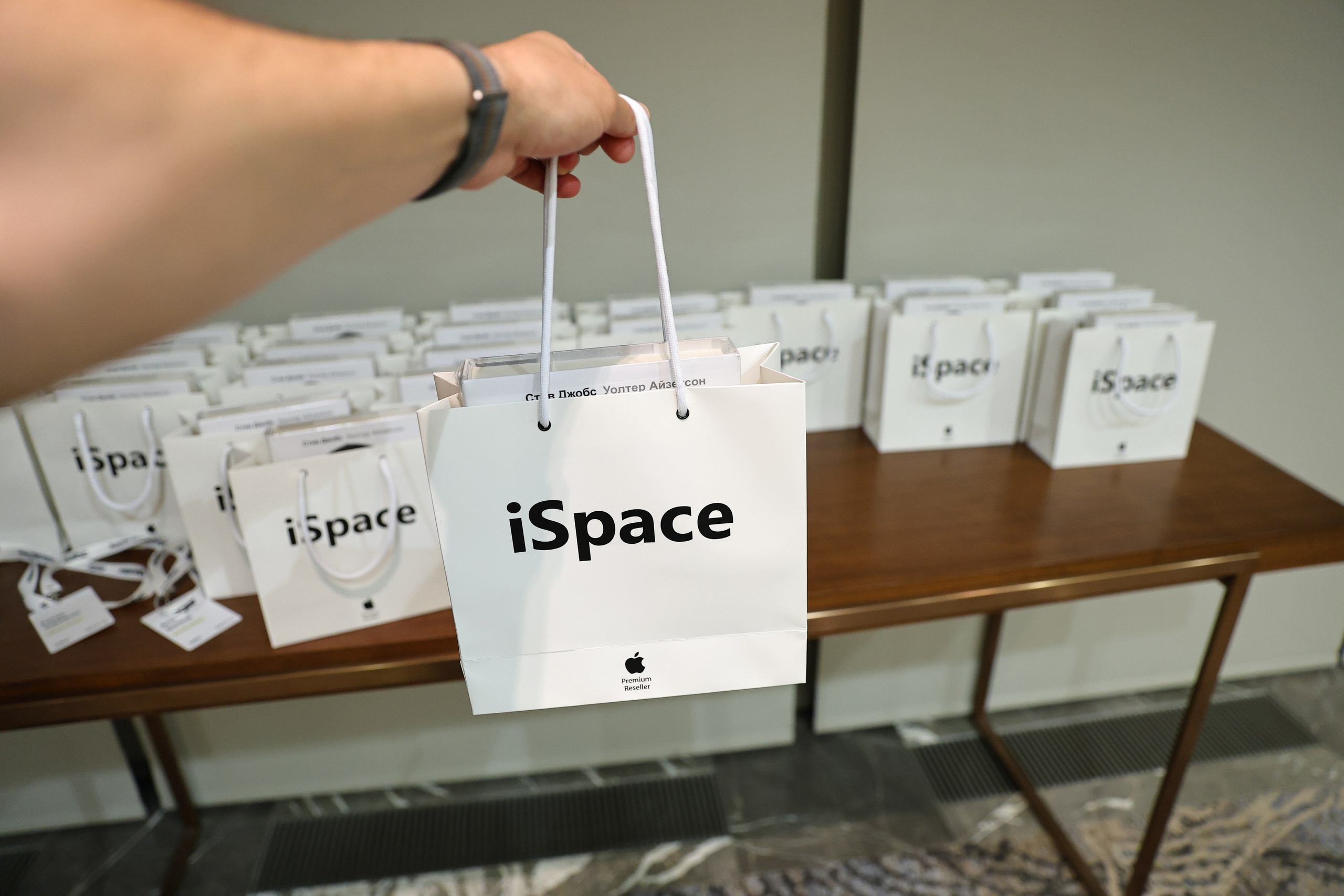 Презентация Apple education Uzbekiston. Создает увлекательные учебные материалы. Профессиональная Фото-Видео Студия Геннадия Нестеренко | Ташкент и Весь Узбекистан