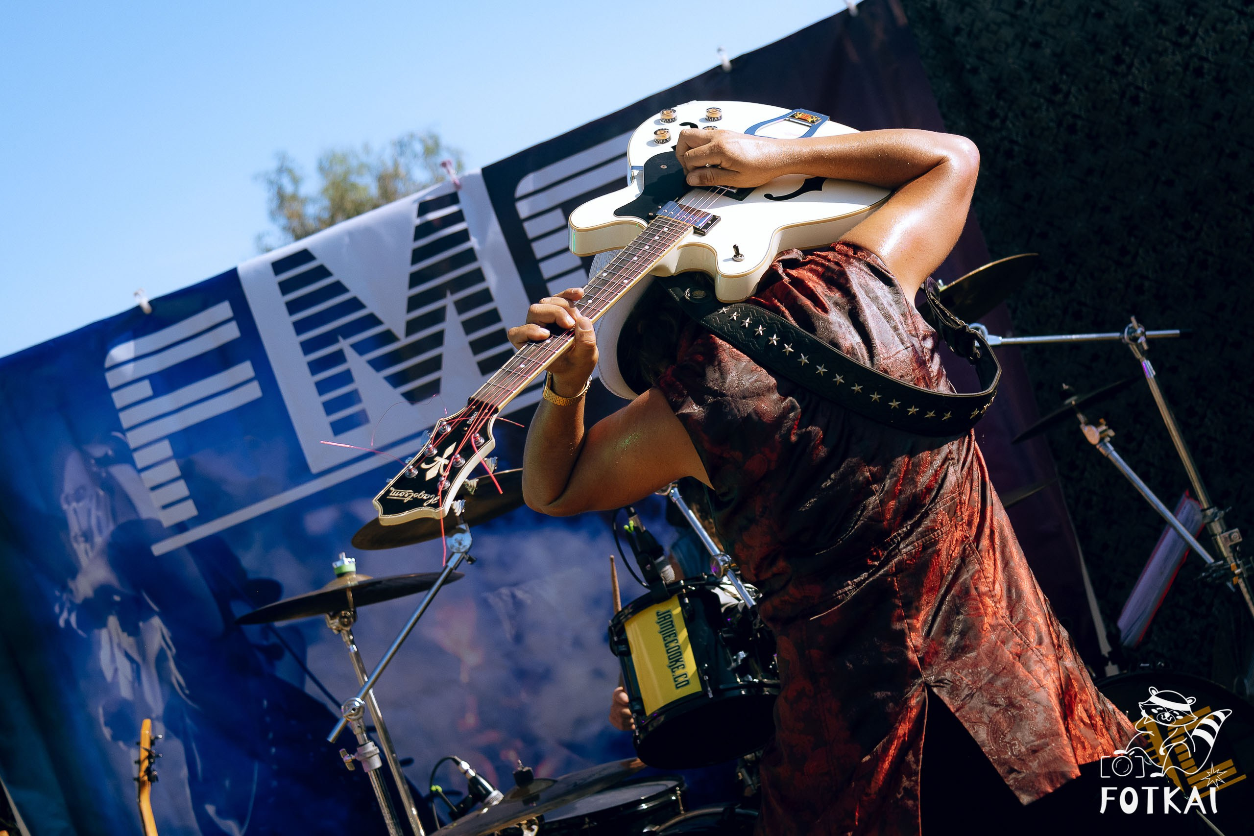 Autumn Gold Fiesta 2025 en Alannia Guardamar – Reportaje fotográfico | FOTKAI