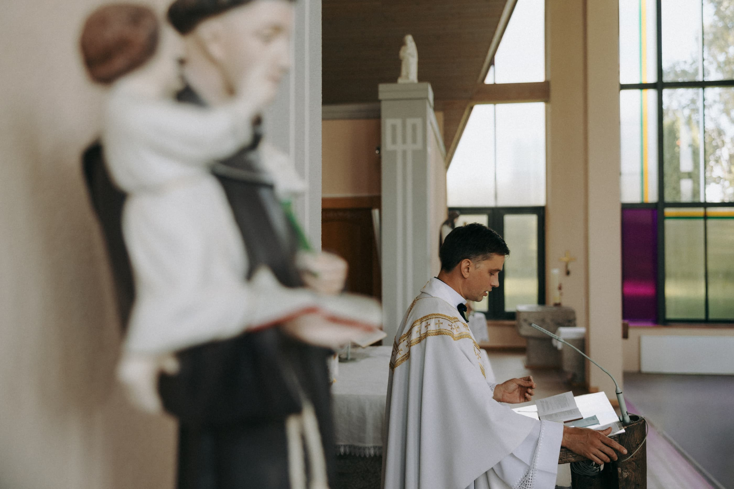 Kristīne & Artis: Romantisks kāzu stāsts Bauskas apkaimē. Fotogrāfs kāzām, ģimenēm un dažādiem pasākumiem