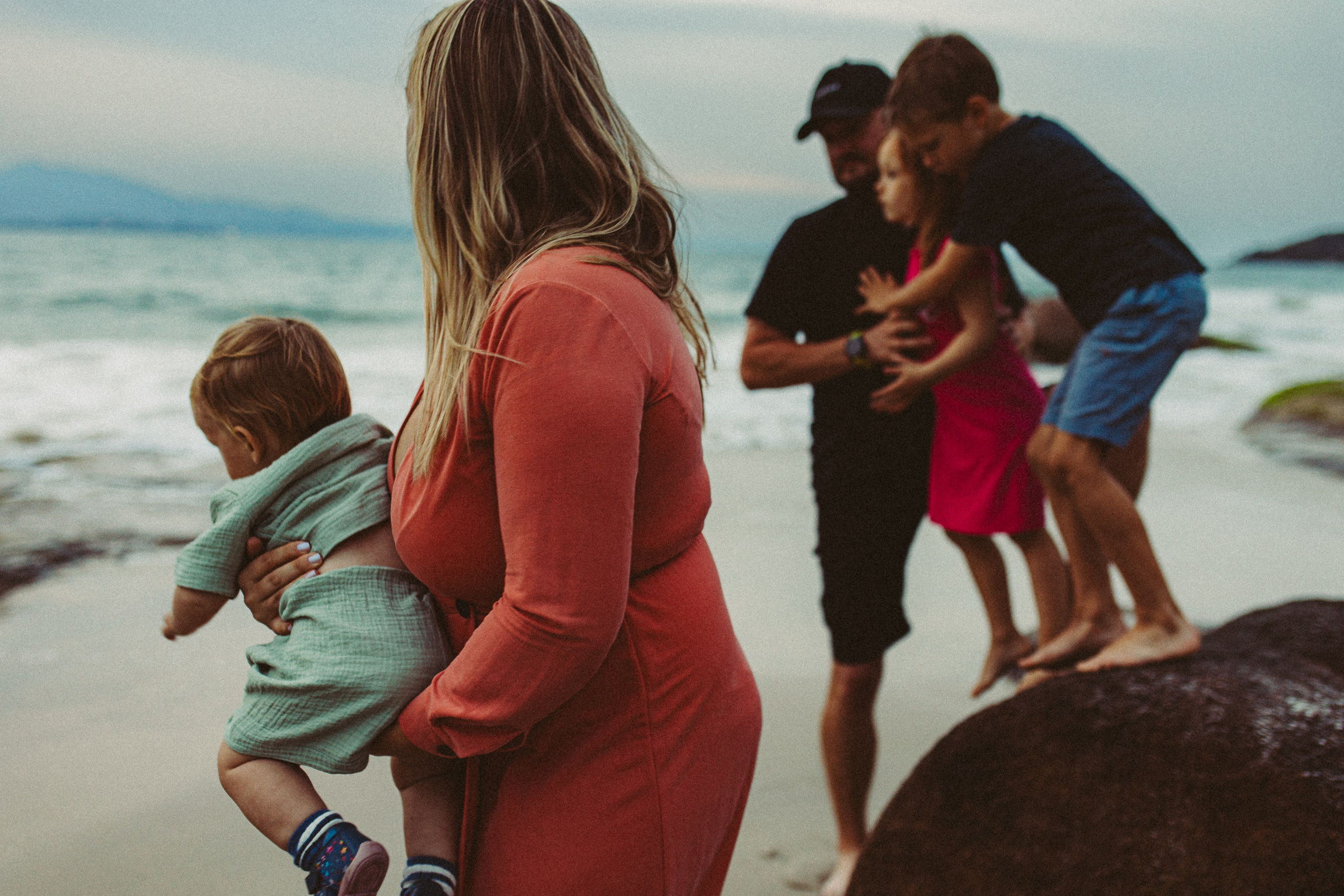 Ivan + Julia = DimaLidaSasha. Fotografa de família e crianças em Florianópolis SC Daria Ermolaev