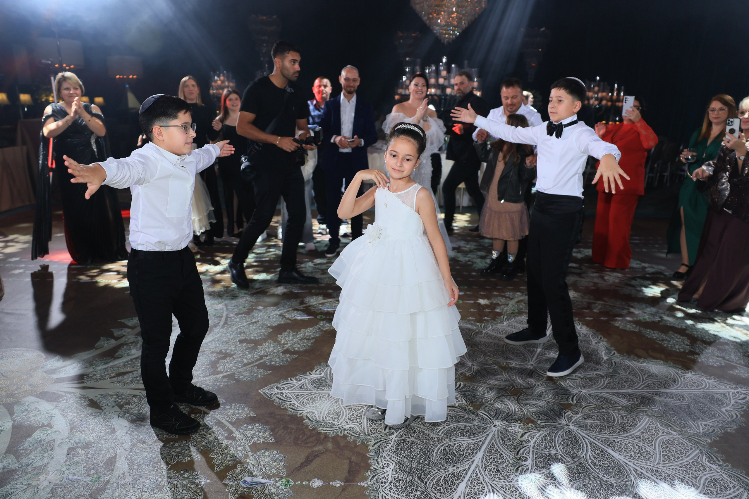 DANIEL. Фотографы на свадьбы и мероприятия Студия «Шалом»