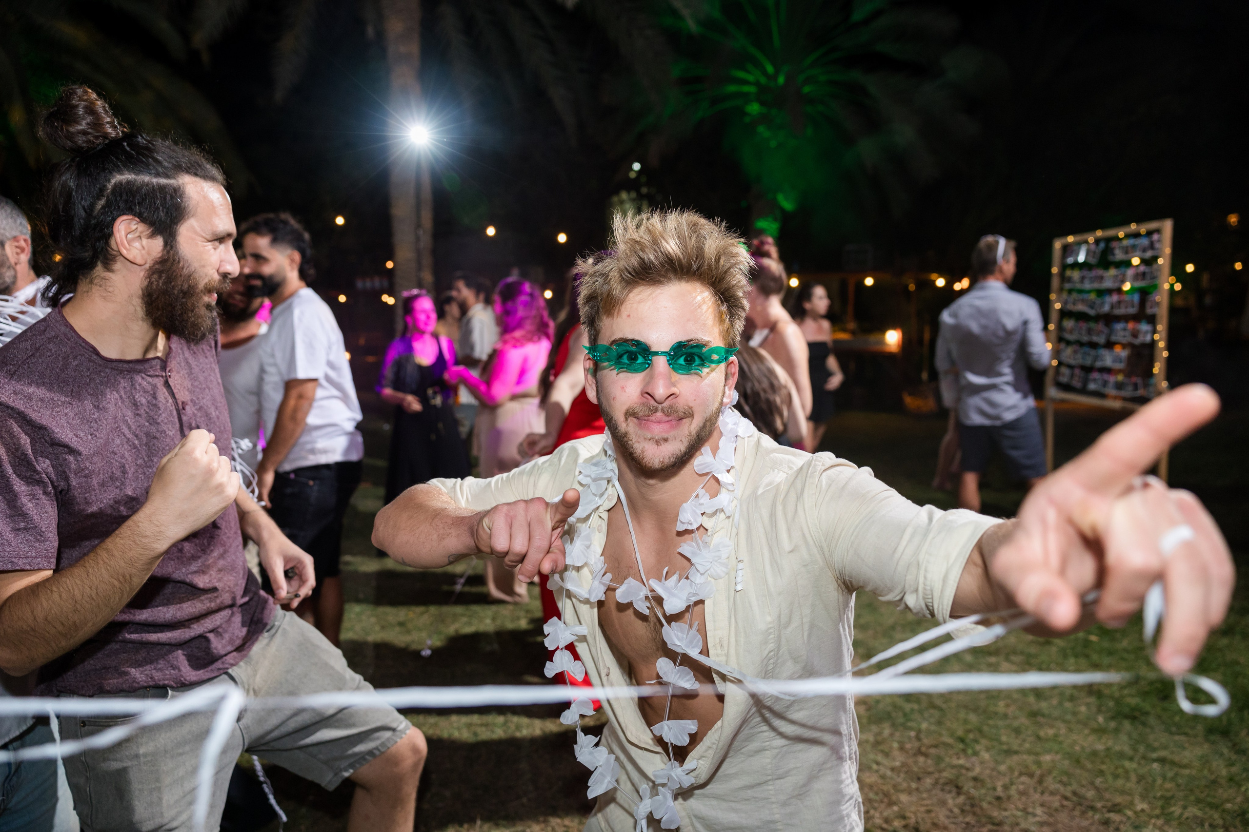 Shirley & Yoav. AMIR BUCHNIK PHOTOGRAPHER