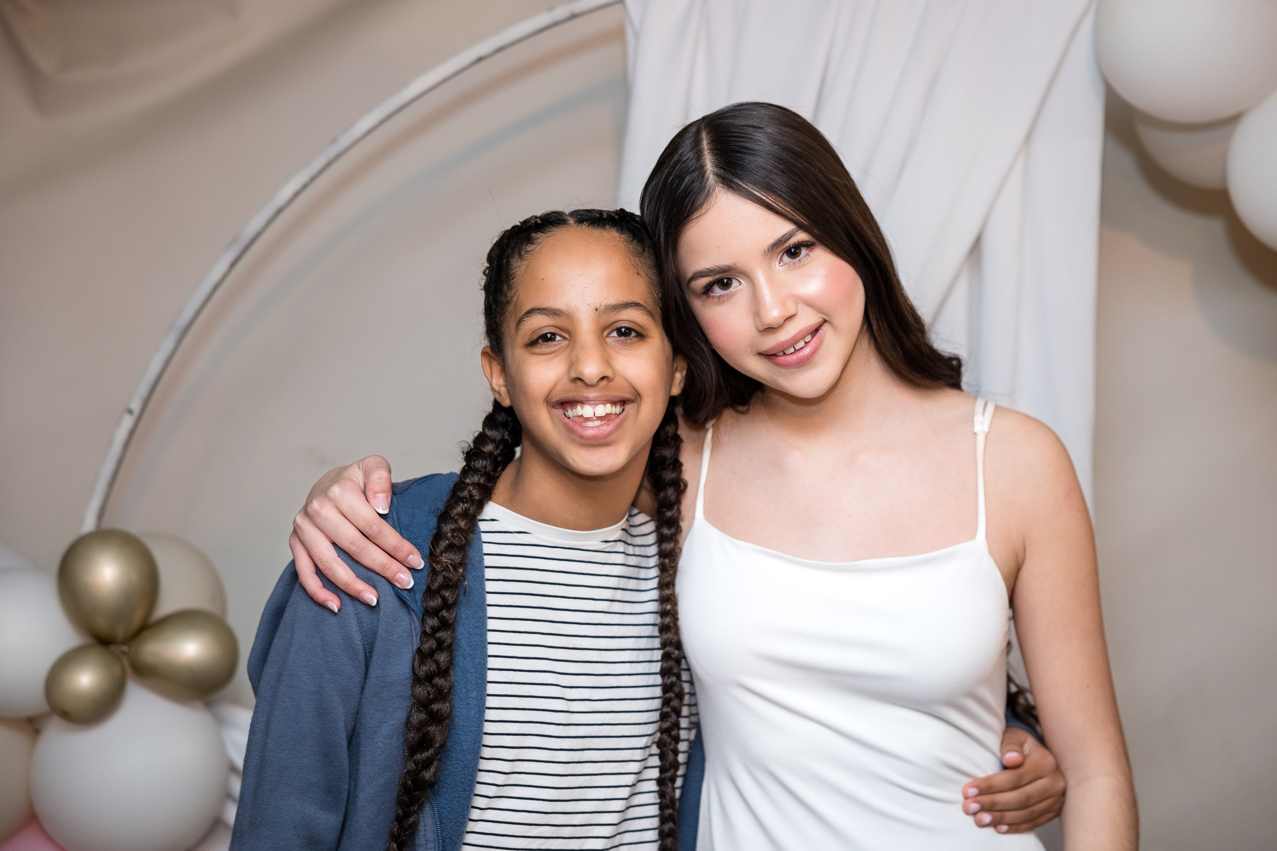 Noya. AMIR BUCHNIK PHOTOGRAPHER