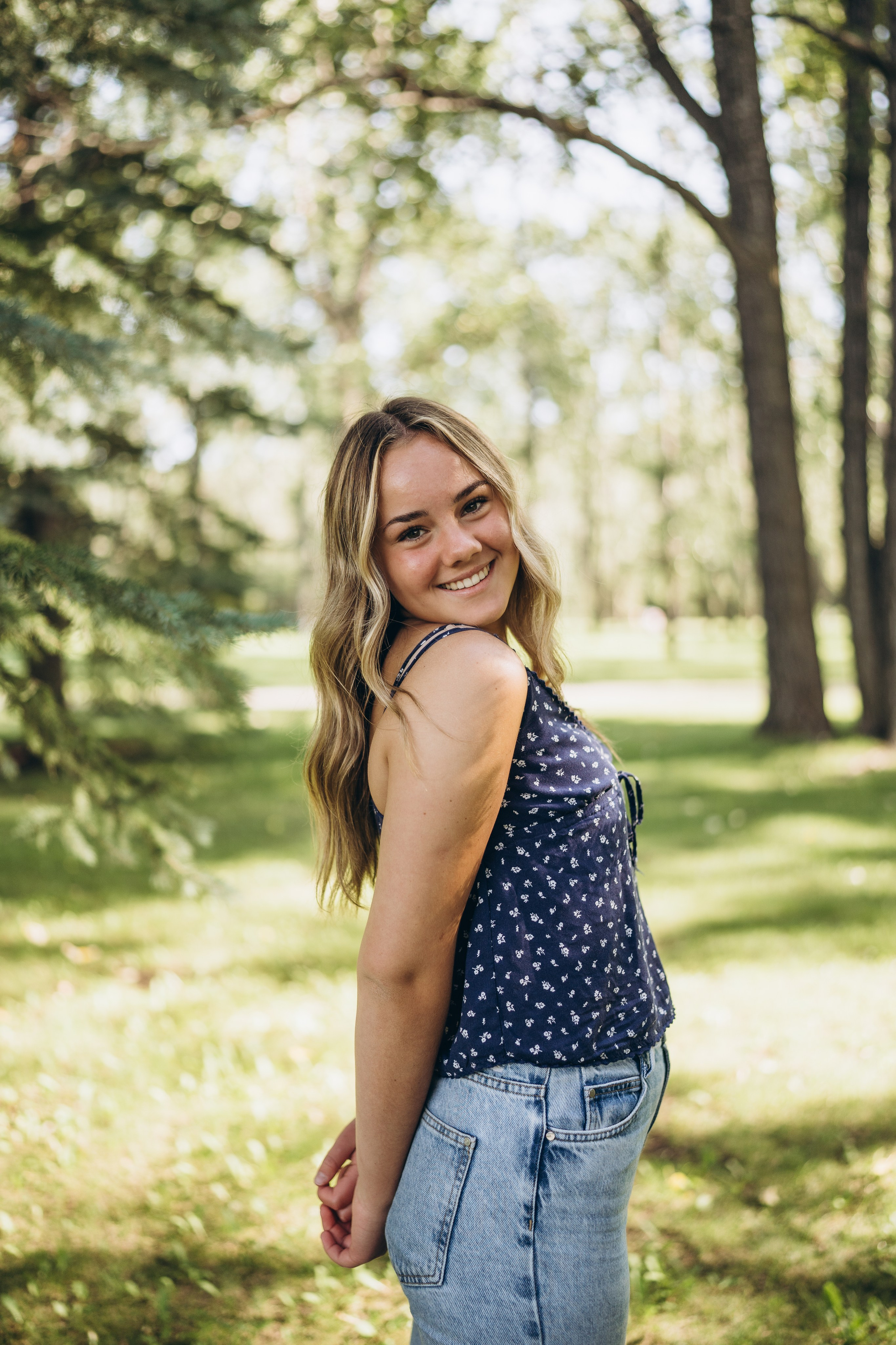 Lynn & fam. Calgary Wedding & Lifestyle Photographer — Yevhen Polishchuk