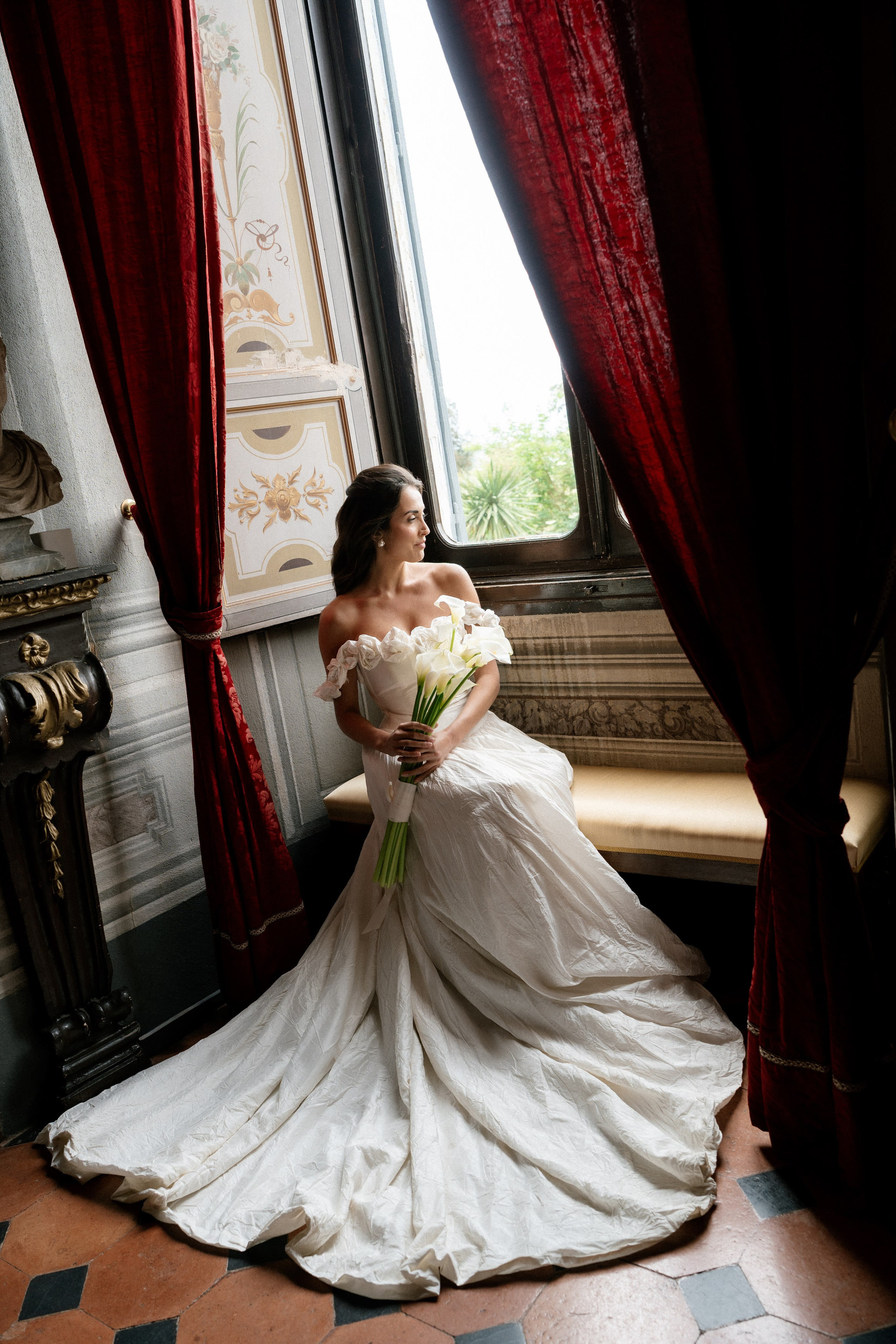 Destination wedding portfolio Europe elegant bride groom photography. Destination Wedding Photographer Alex Pasarelu