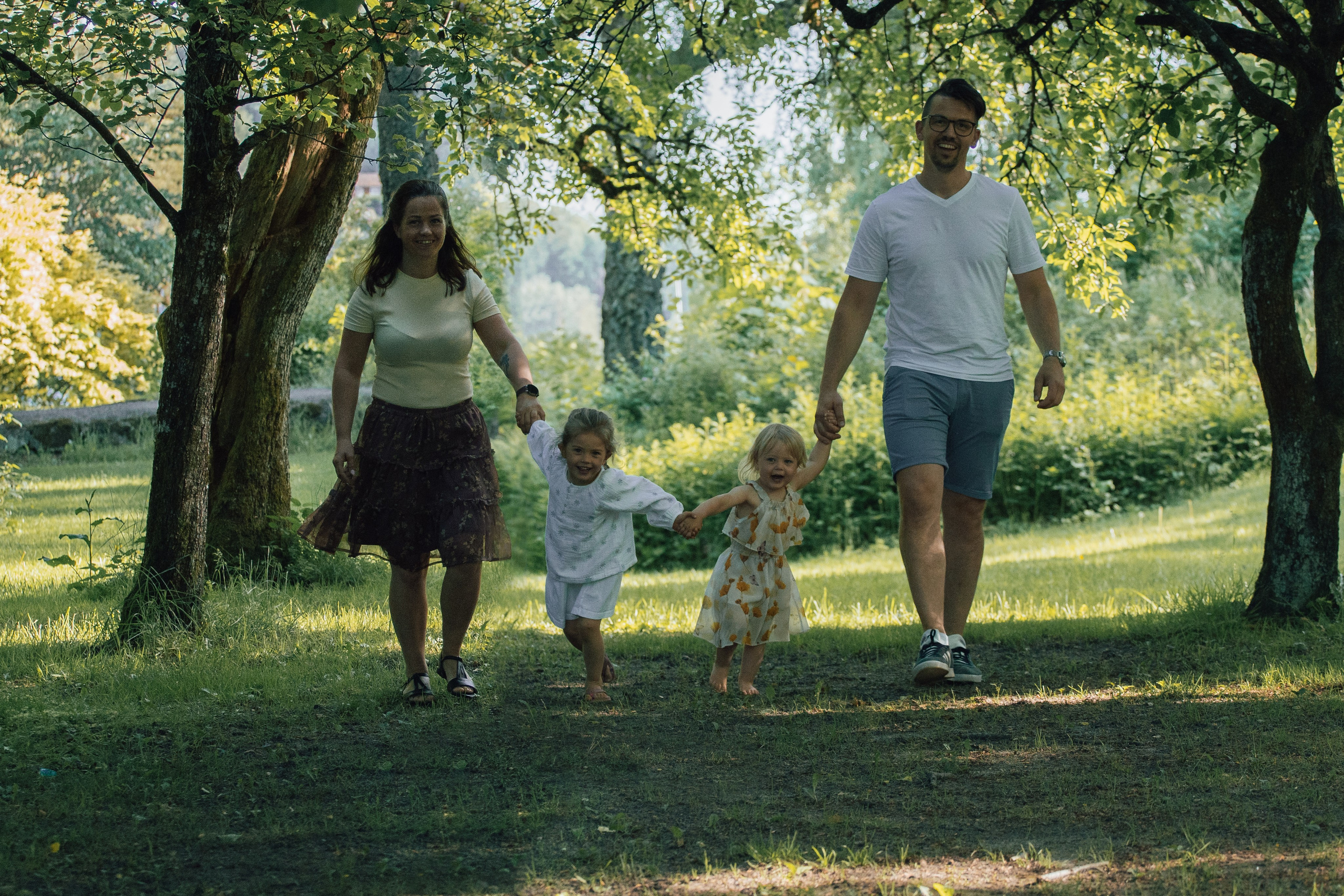 FAMILIE. Fotograf og videograf for familier og bedrifter