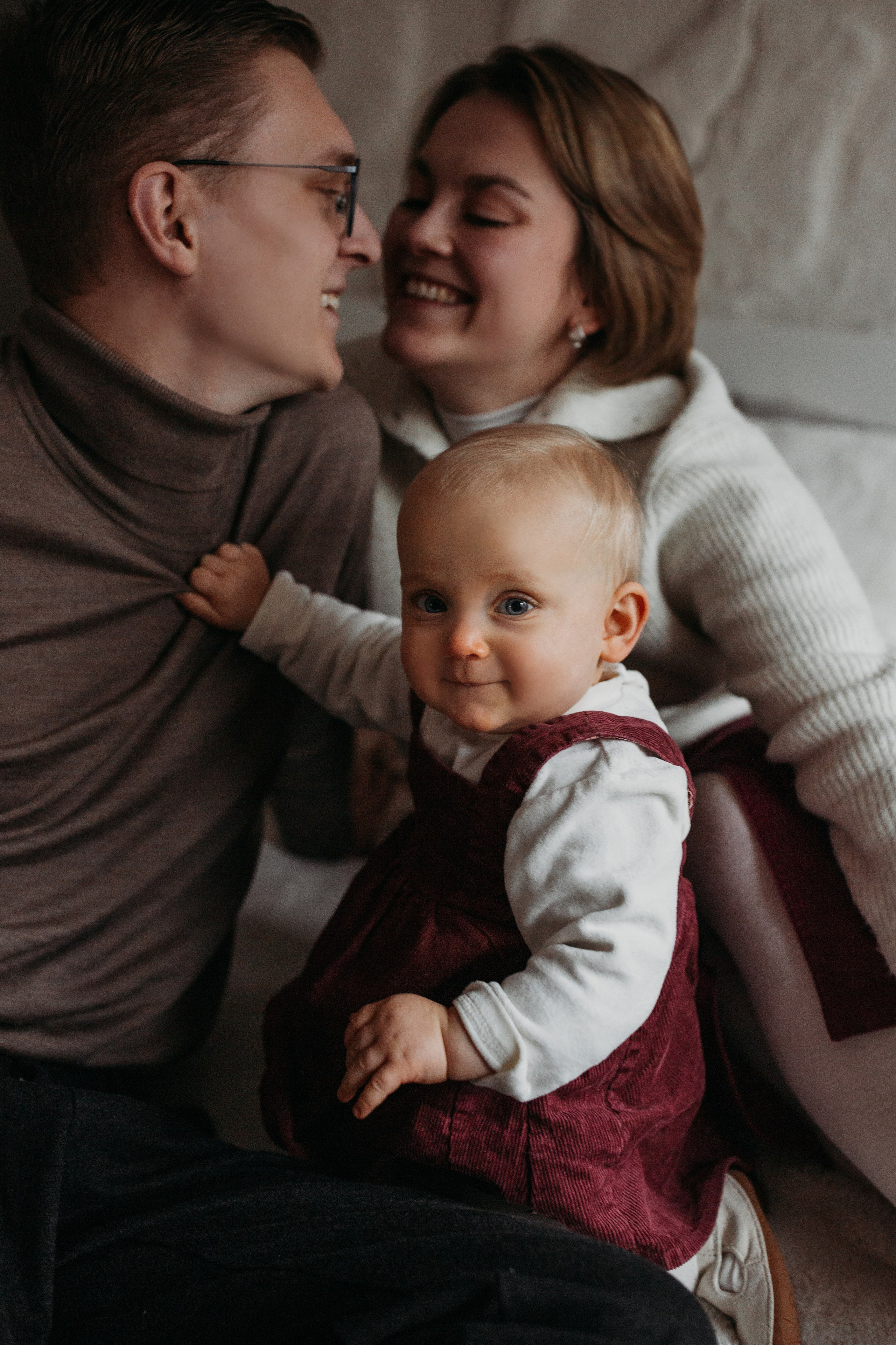 Cozy home family shooting. Photographer Rouen, France