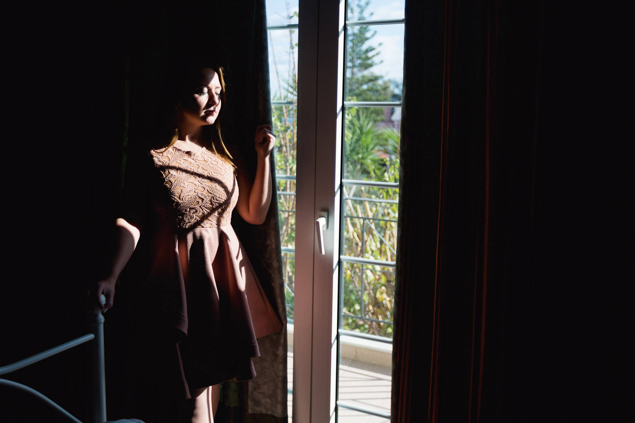 Ronalds & Svetlana, Crete. Denny Savon — Photographer in Santorini | Weddings, Love Stories & Flying Dress