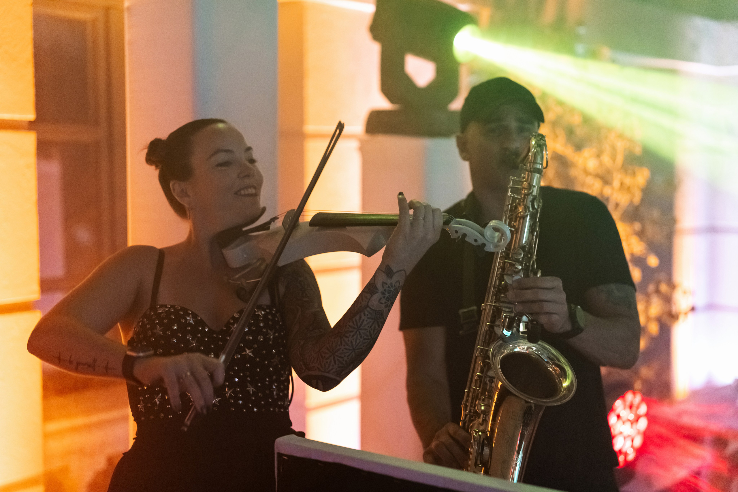 David & Sofia. Bryllupsfotograf i hele Norge