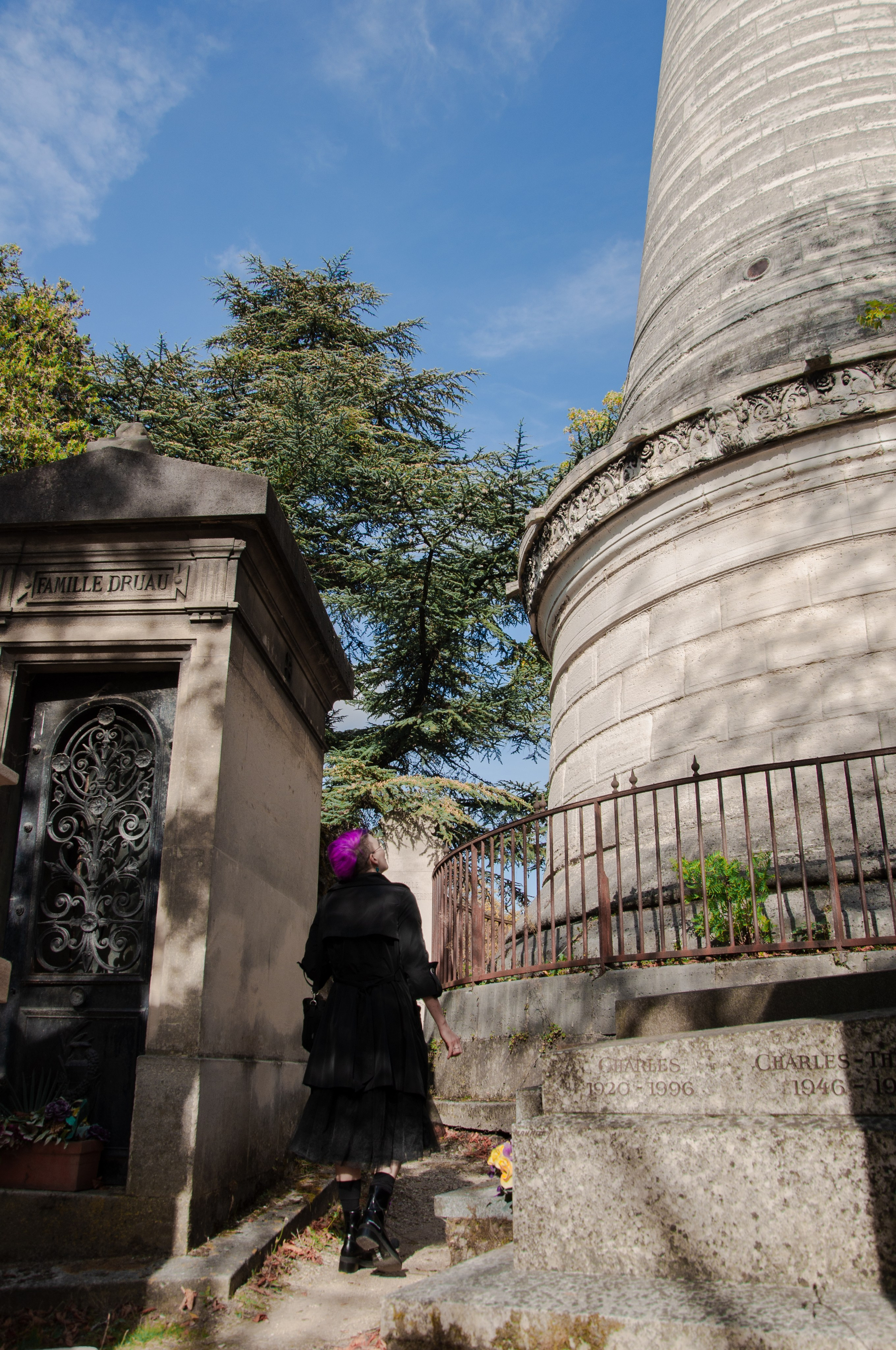 Фотосессия на Пер-Лашез. Фотограф в Париже Полина Осипова