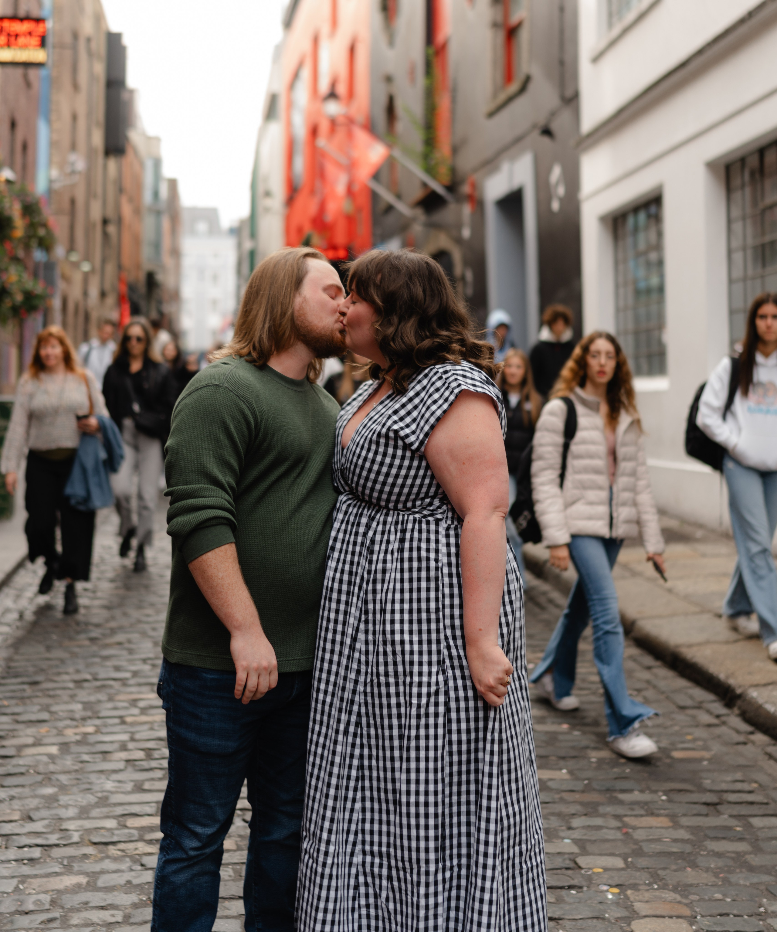 Proposal in Dublin. Candid Photographer in Ireland | Authentic Wedding Photography Miruna Daiana