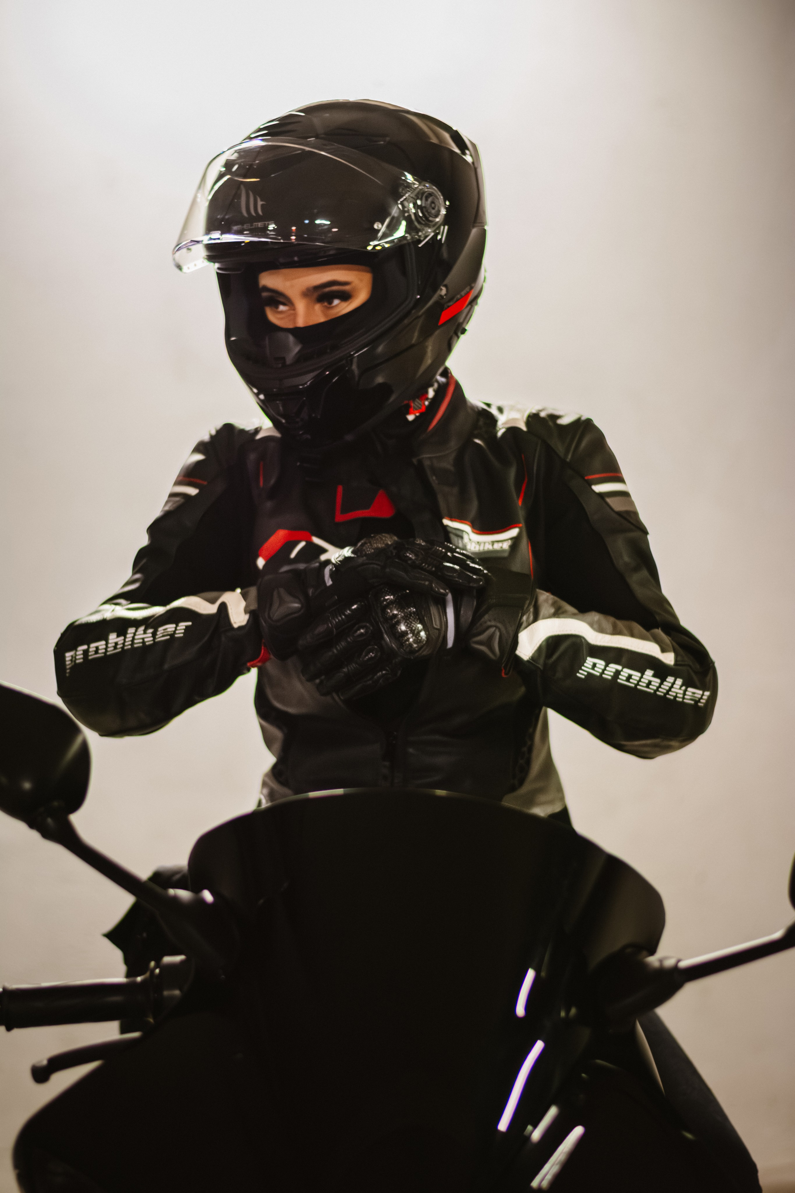 Yamaha R6. Johnnyshoots