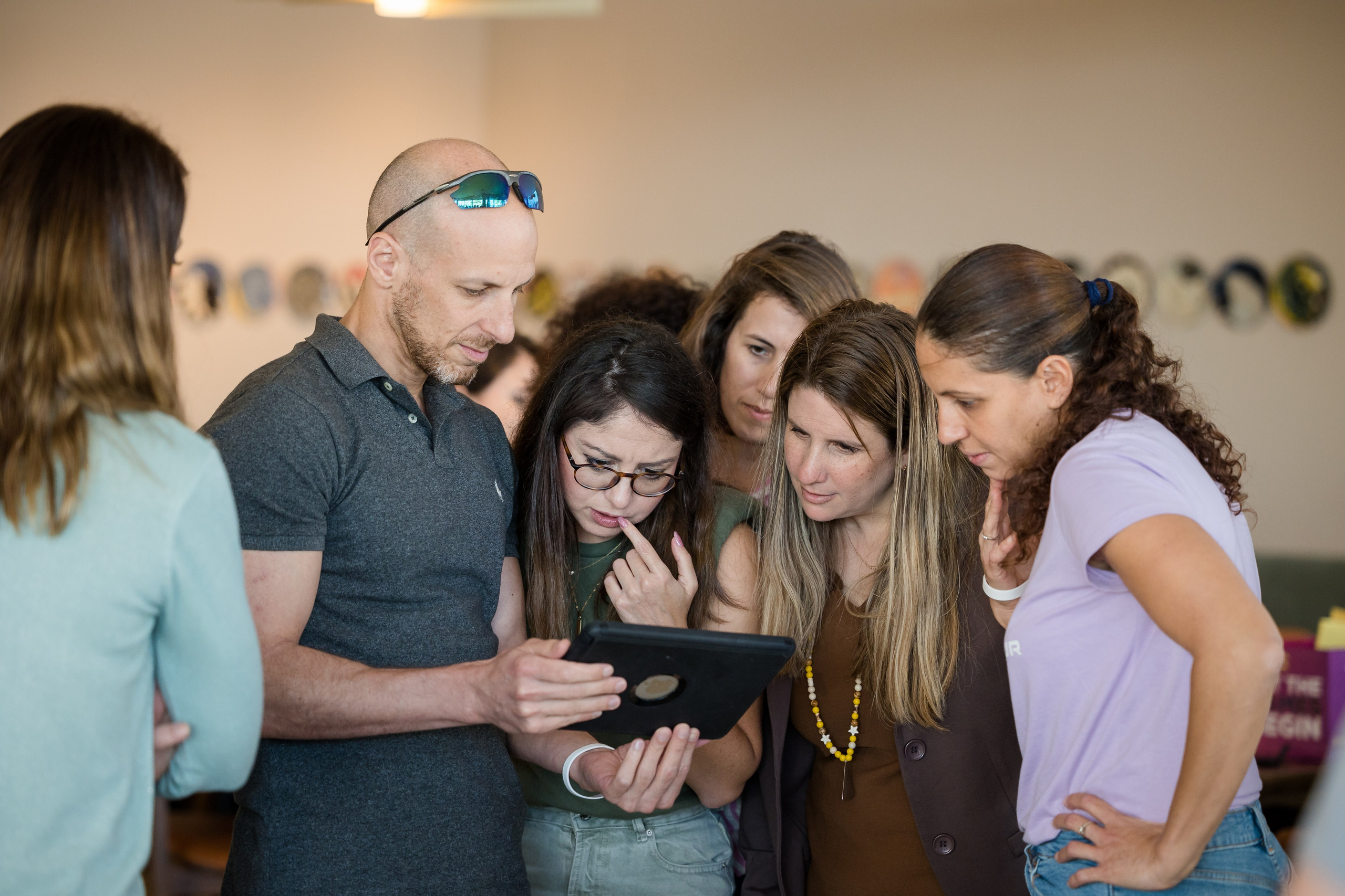 Pfizer. AMIR BUCHNIK PHOTOGRAPHER