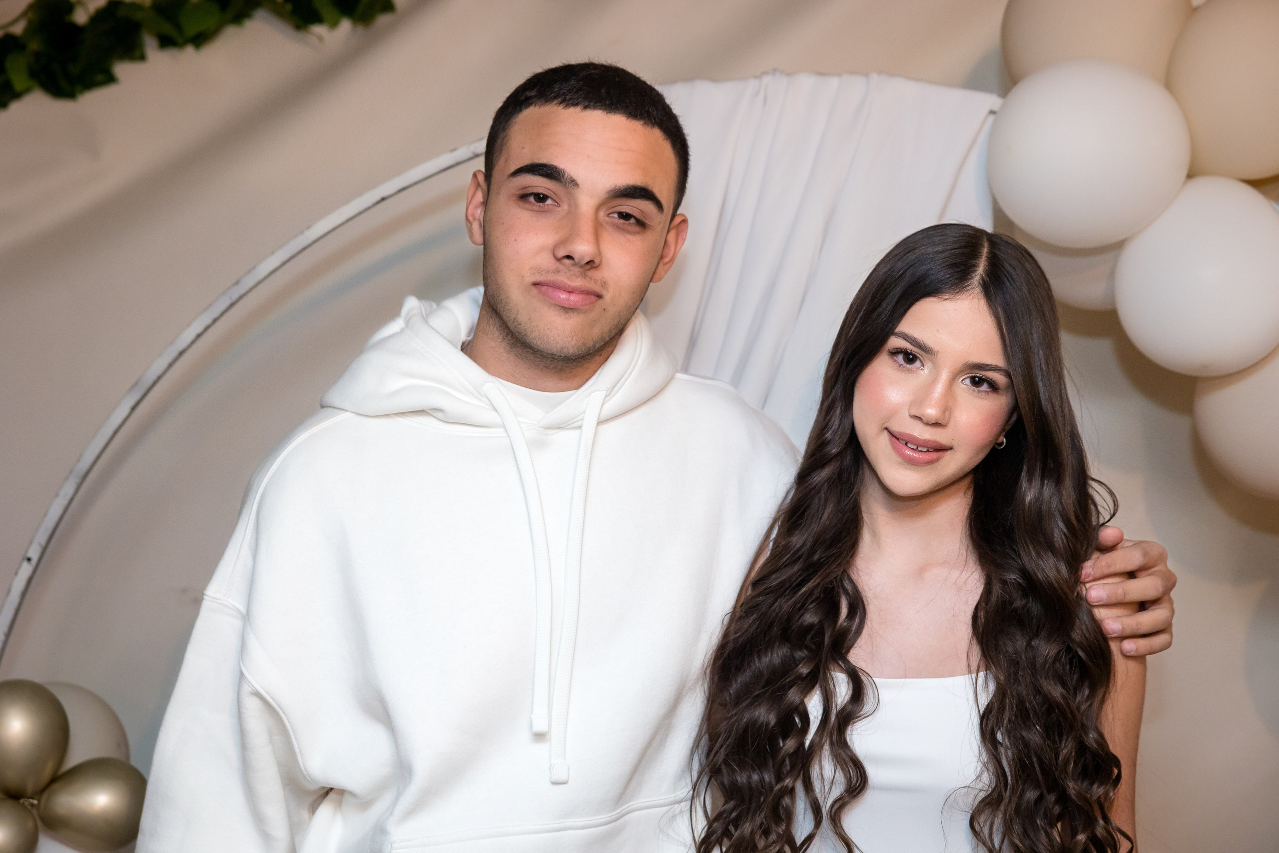 Noya. AMIR BUCHNIK PHOTOGRAPHER