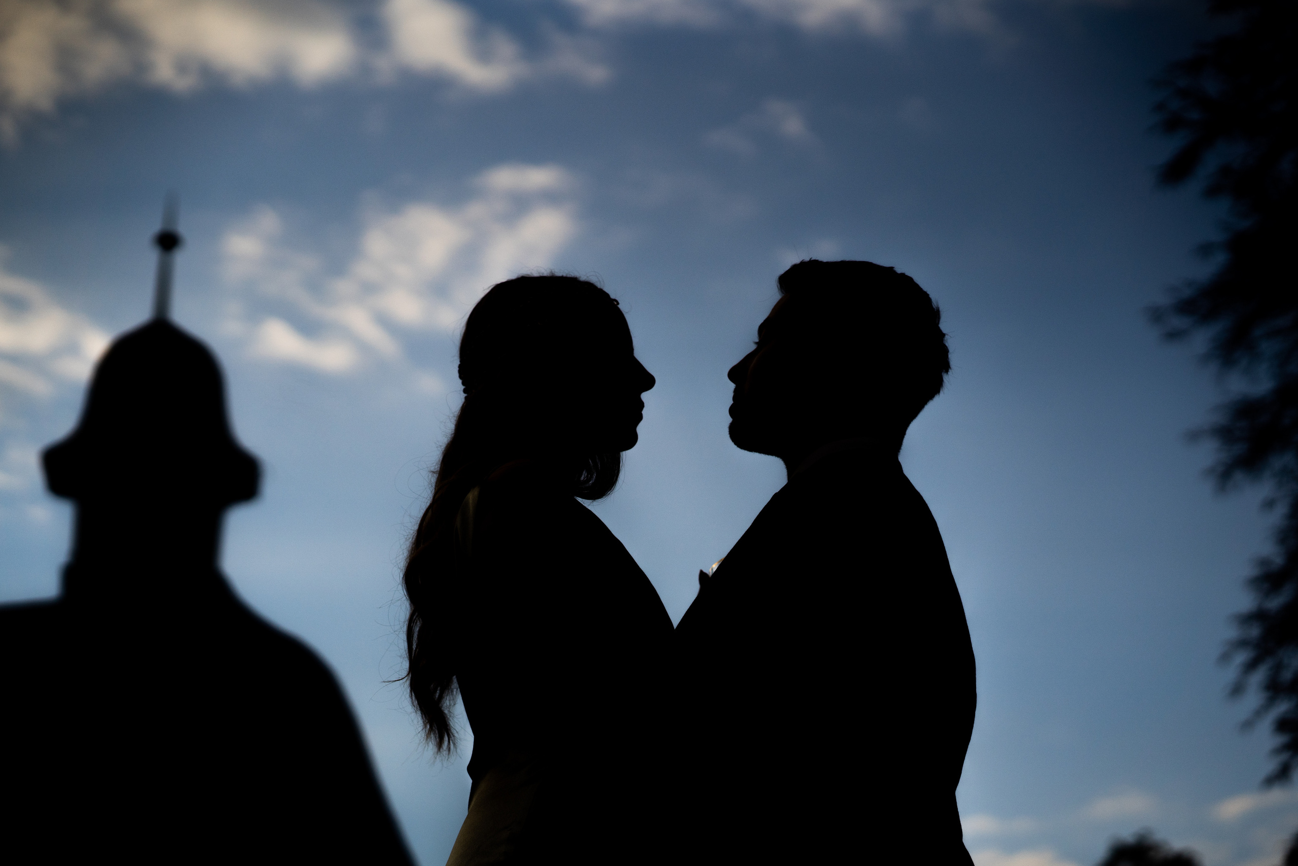 Lovestory am Schloss Auel. Wedding Photographer Germany