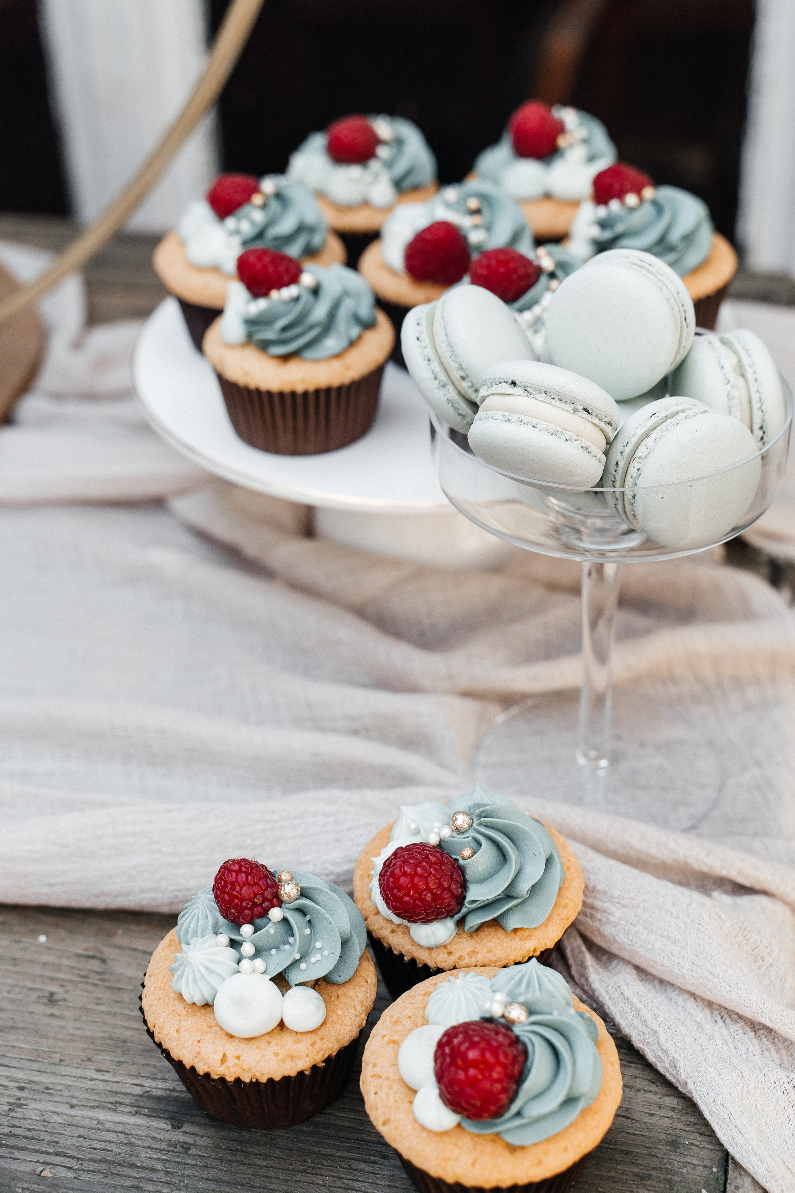 S & M im Ladü D´dorf. Wedding Photographer Germany