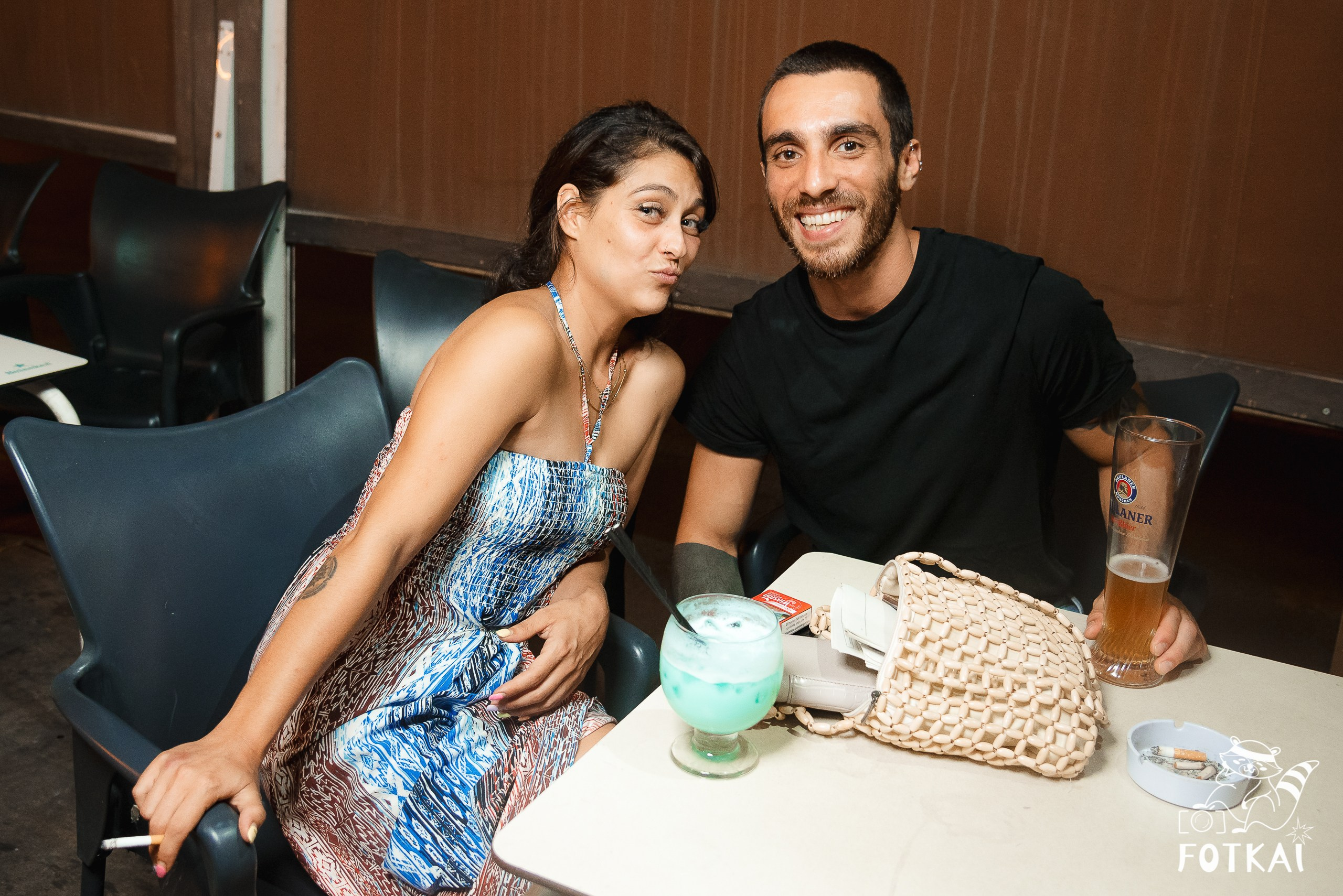 Reportaje fotográfico de FOTKAI | Get Back en El Paso Bar | Torrevieja, España, 12 de julio de 2025