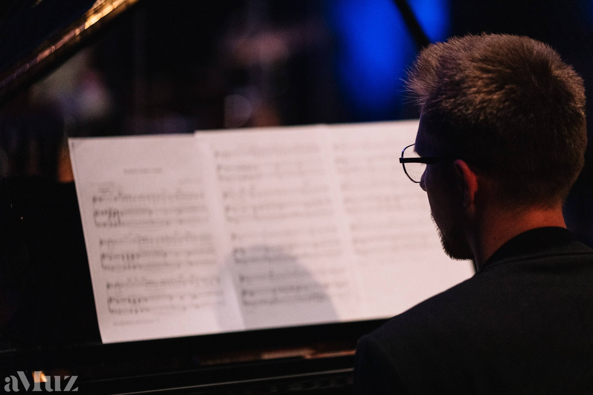 Jazz Zaśpiewam. Fotograf Ślubny Warszawa - Sesje Biznesowe Rodzinne Eventy