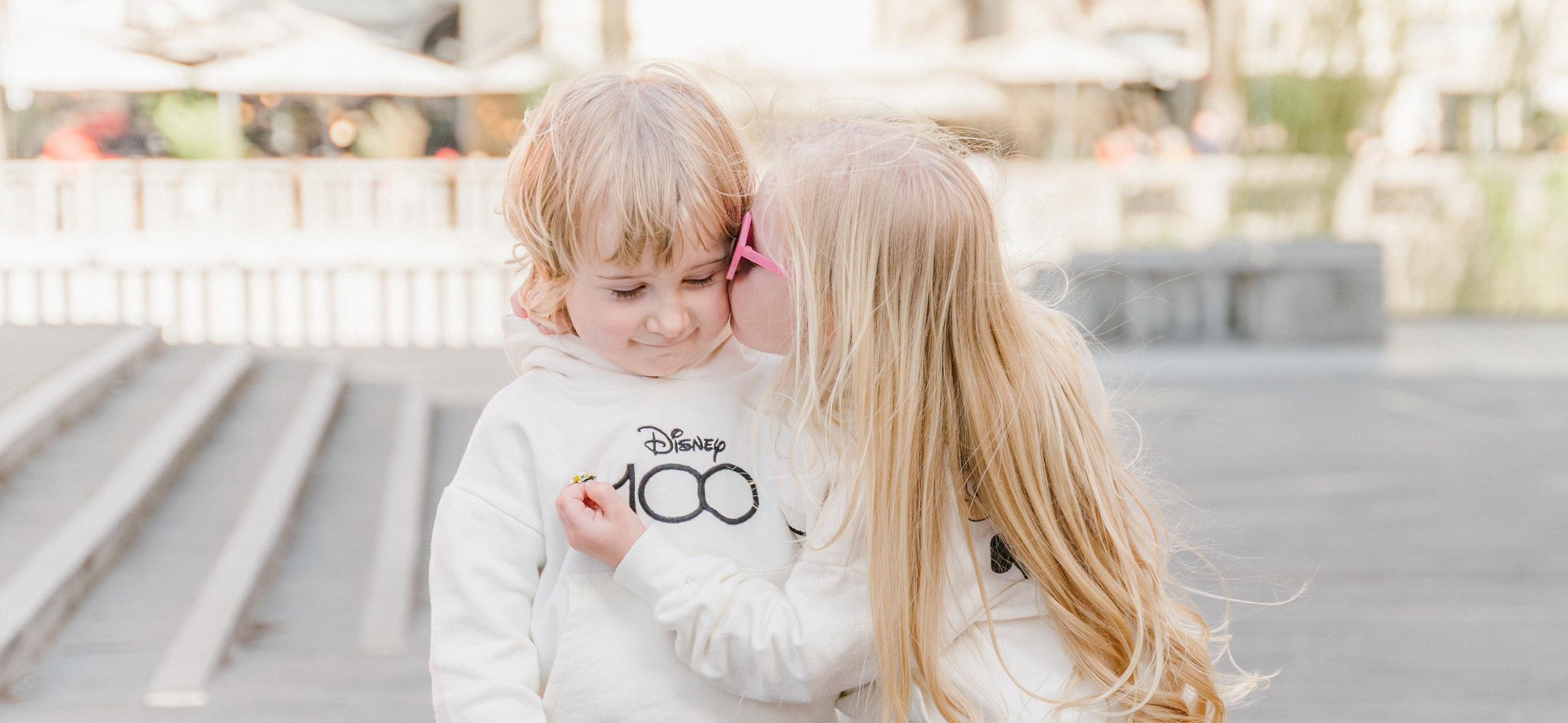 Photographer in Lisbon Elena Lialina