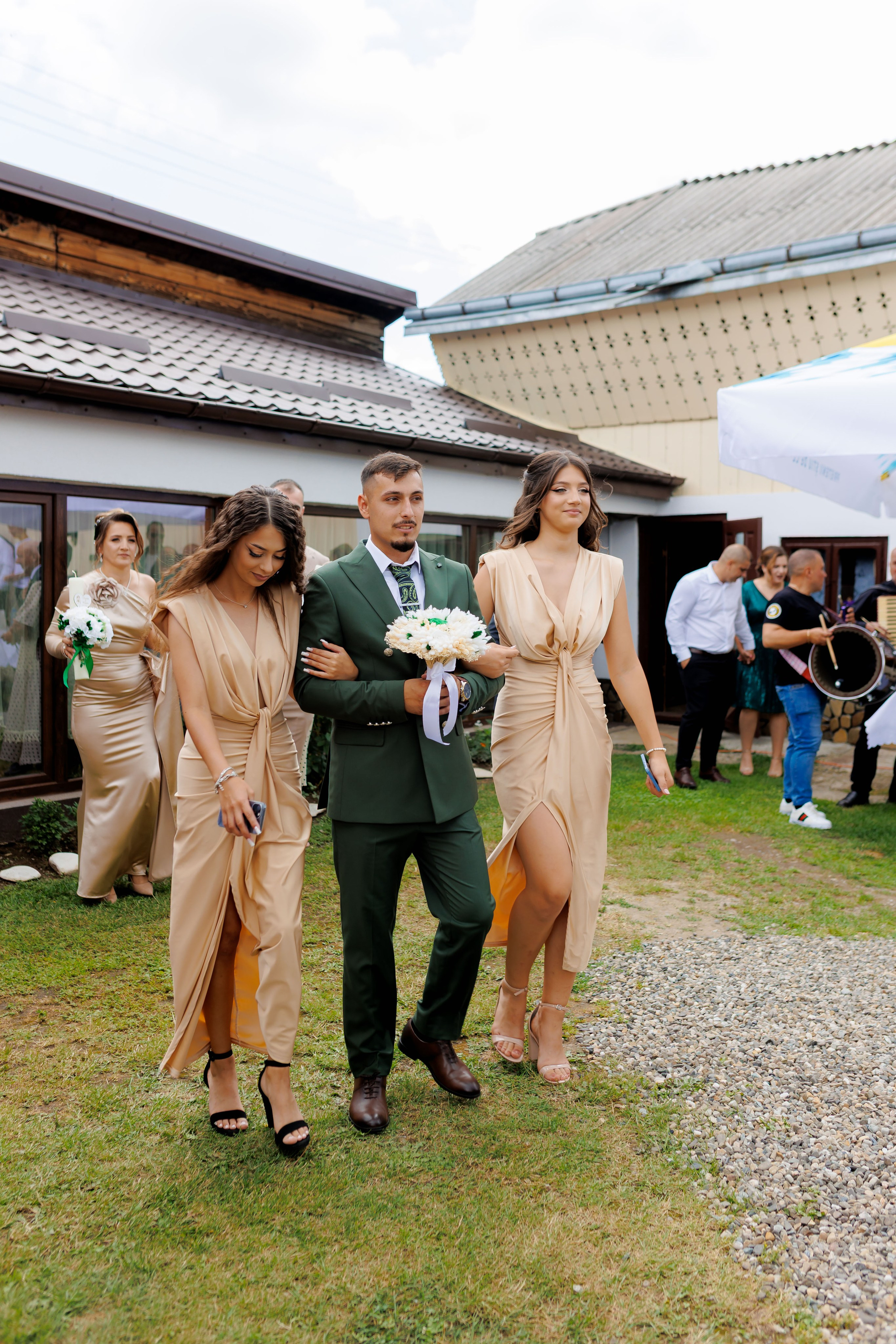 Nunta Nicoleta & Răzvan | Fotografie & Videografie Profesională. Servicii foto-video profesionale, pentru momente de neuitat