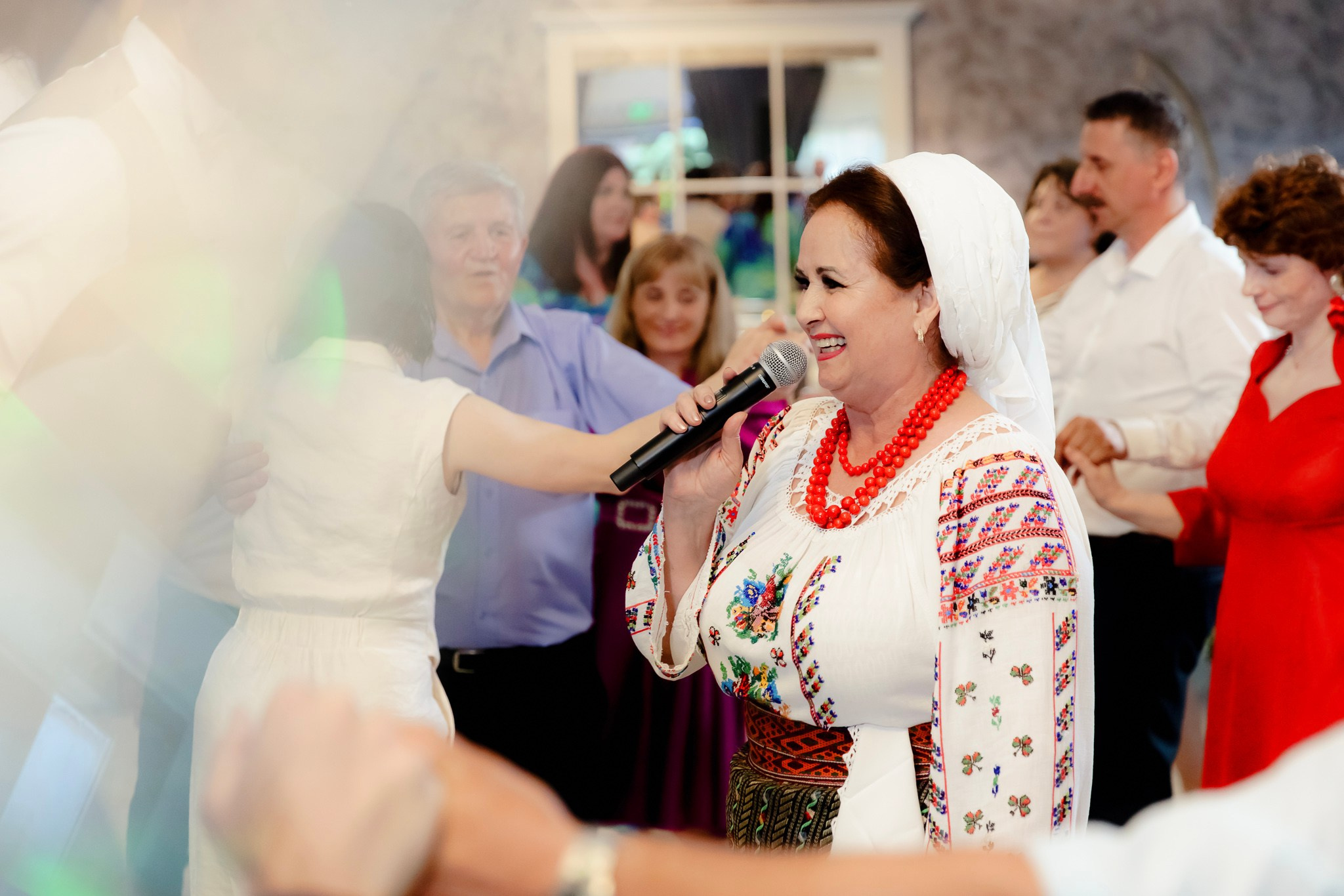 Ioana & Ionuț | Nuntă de poveste la Păstrăvăria Poiana din Mălini județul Suceava. Servicii foto-video profesionale, pentru momente de neuitat