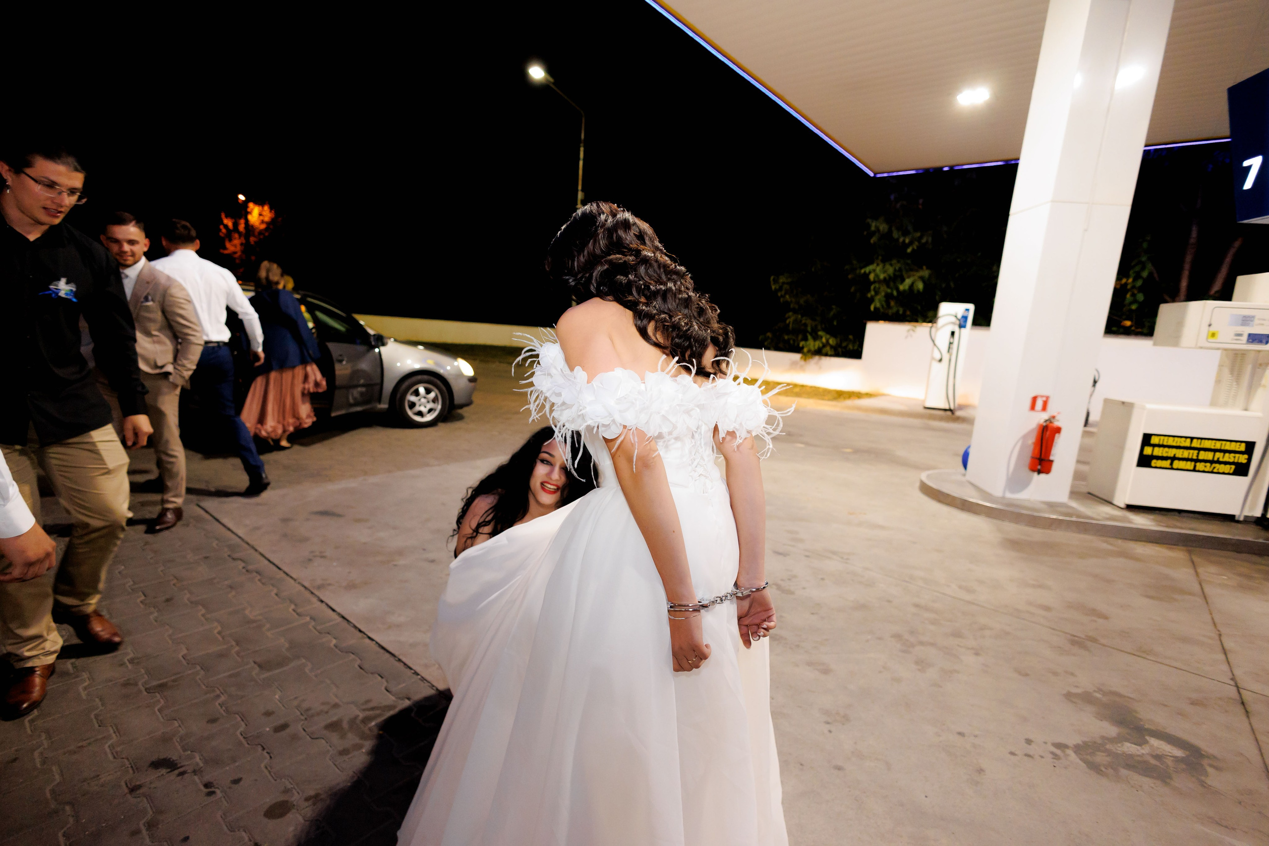 Loredana & Emilian – Ziua Nunții | Videografie - fotografie Botez Suceava, Iași, Botoșani. Servicii foto-video profesionale, pentru momente de neuitat