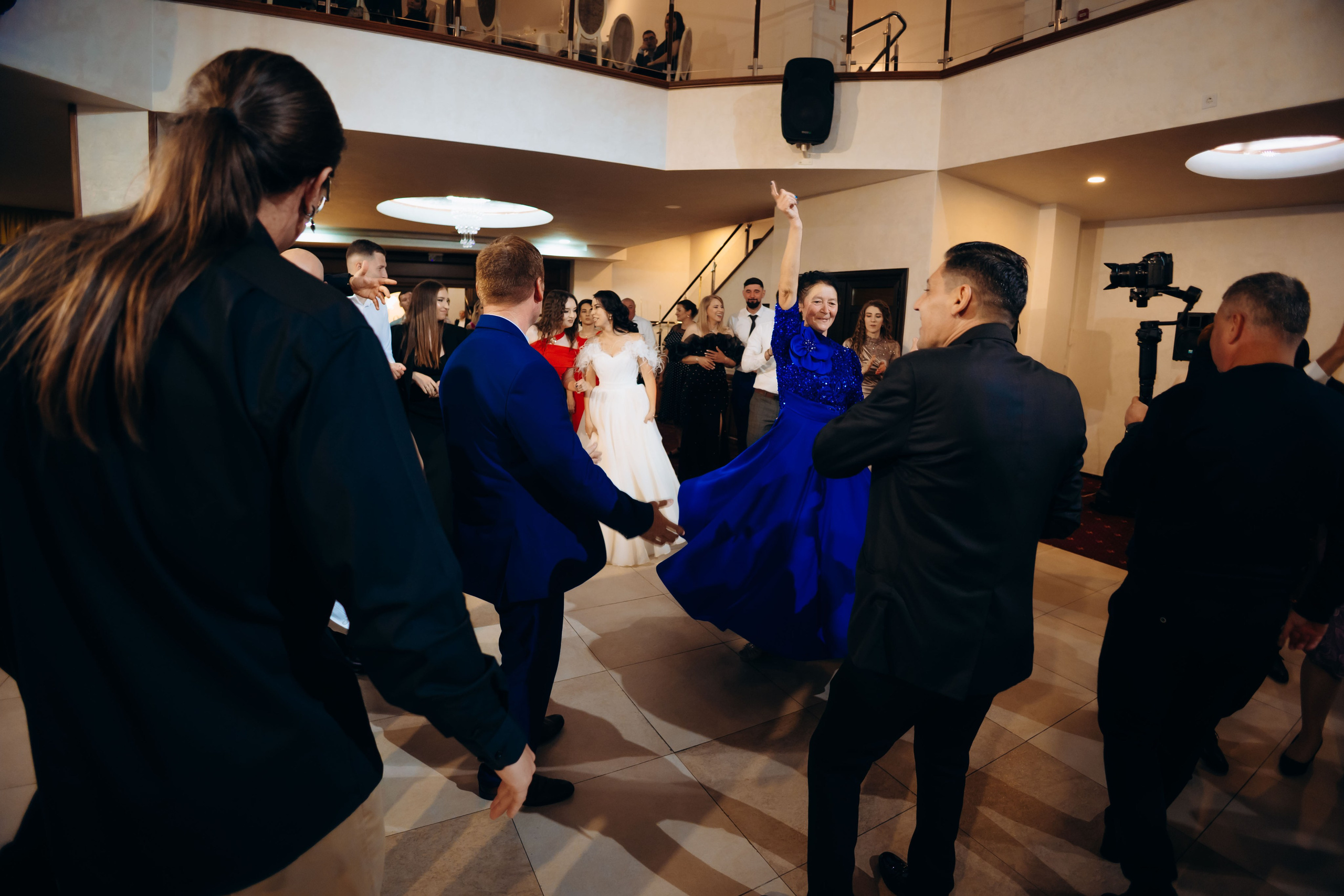 Loredana & Emilian – Ziua Nunții | Videografie - fotografie Botez Suceava, Iași, Botoșani. Servicii foto-video profesionale, pentru momente de neuitat