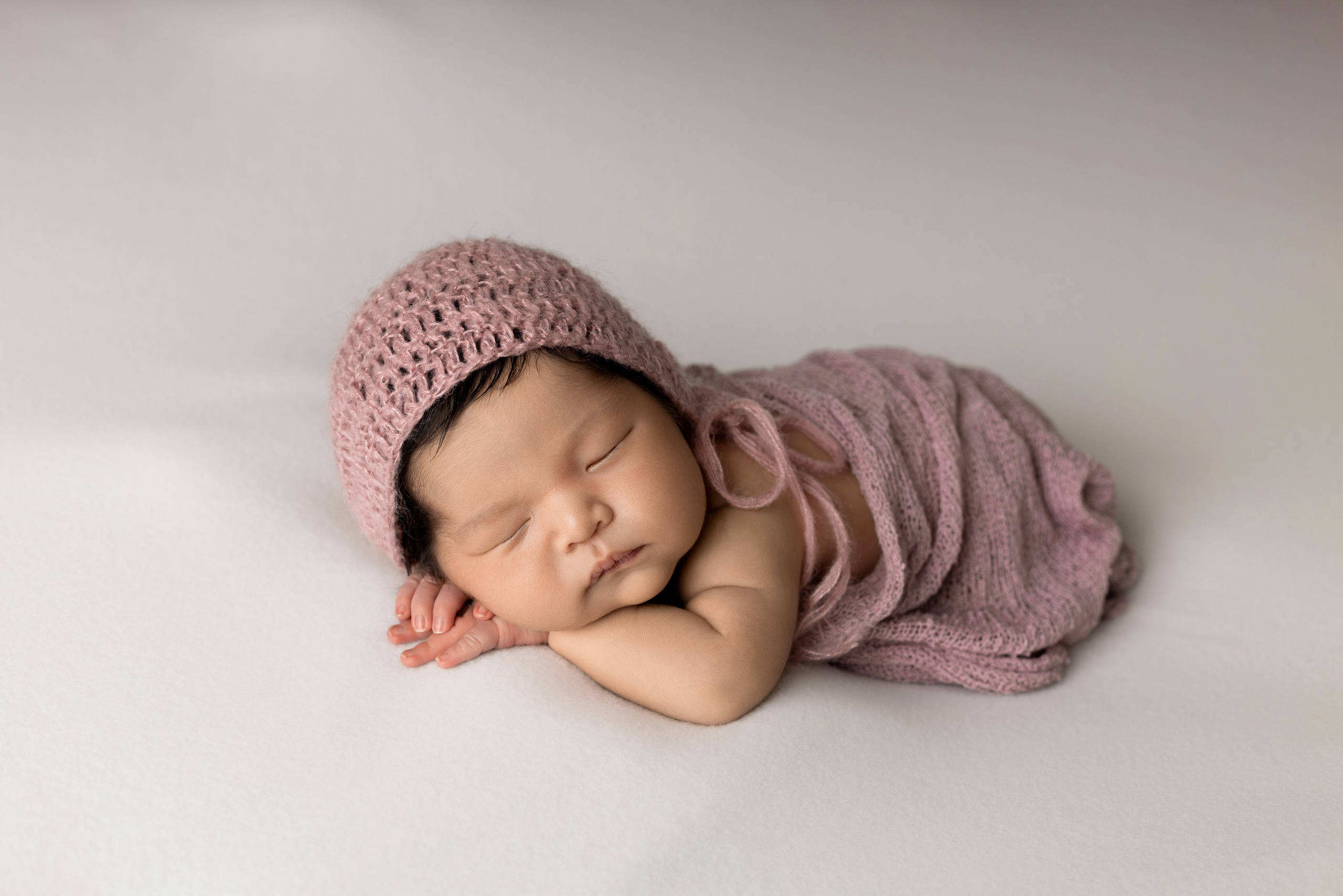 Newborn Classic. Family photographer in Bay Area, California