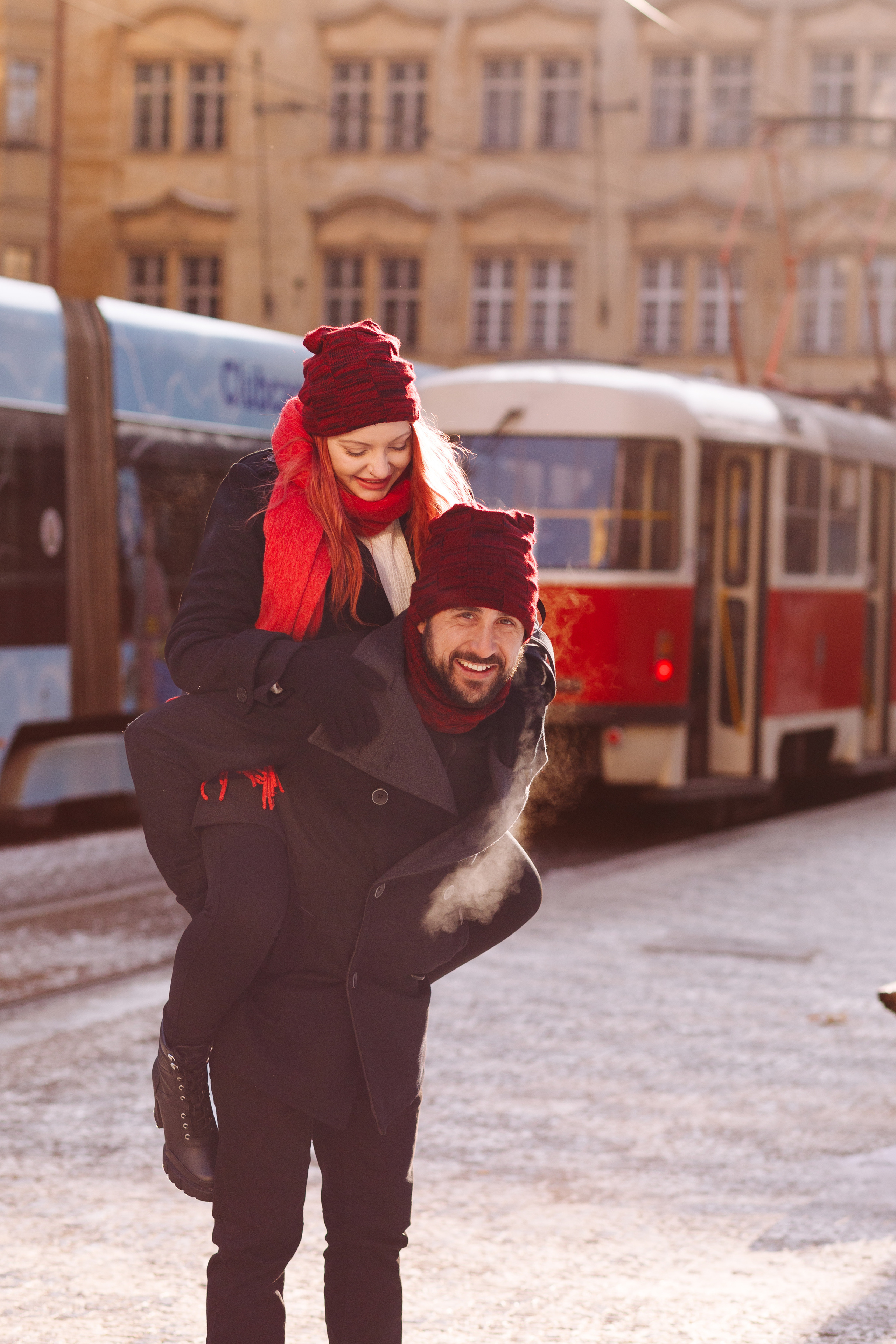 Julia & Alexander. Photographer in Prague for tourists