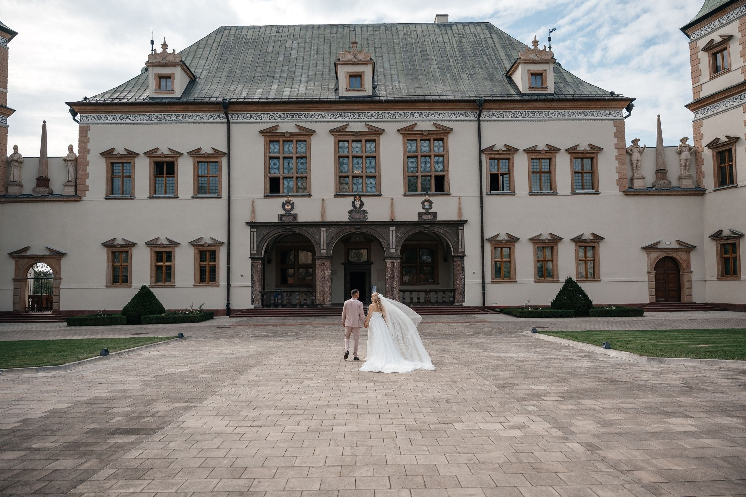 Destination wedding in Poland. Wedding photographer & videographer Frankfurt | Denis Mirosnik