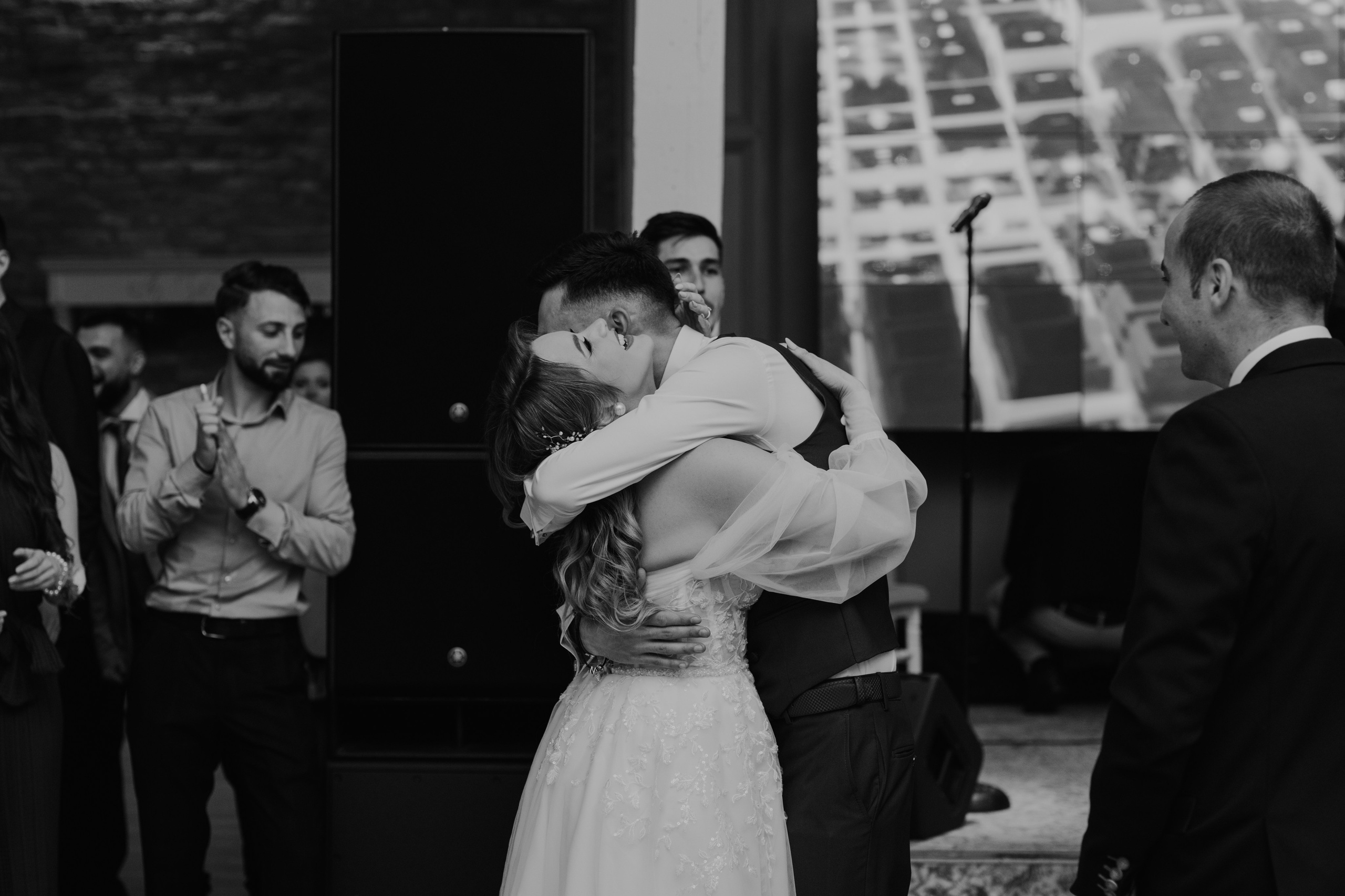 Nicoleta & Lucian. Main