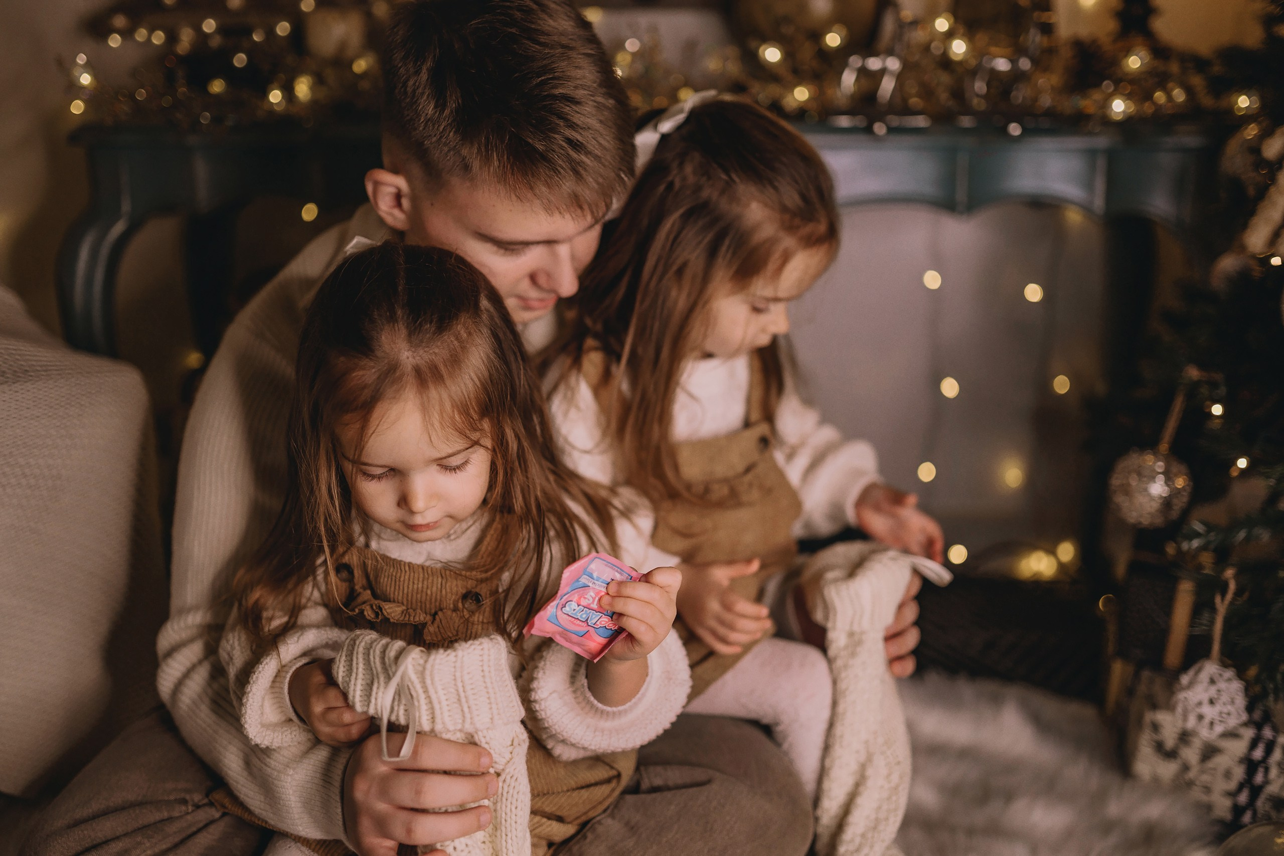 11.26.2025 Christmas Photoshoot. Wedding family event photographer in Chicago Nick Yushevich