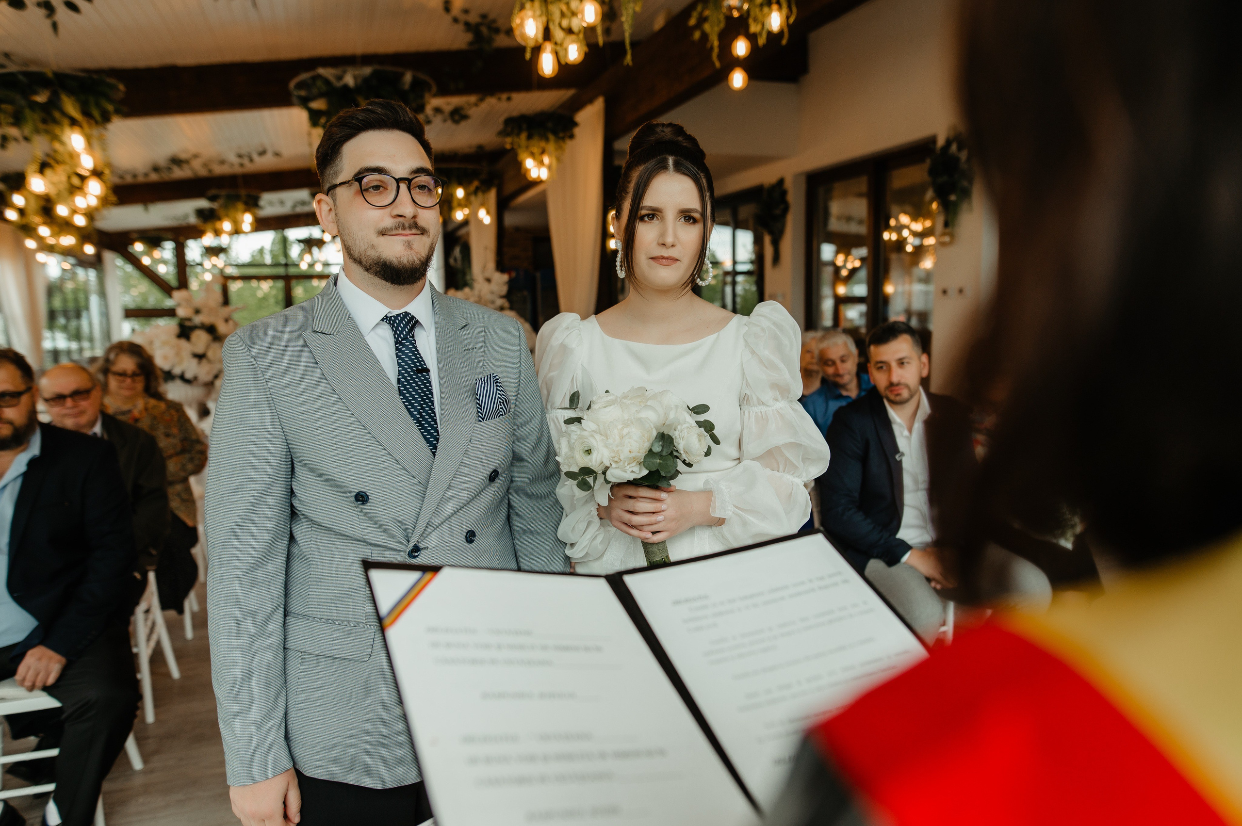 Cununie civila facuta in alta zi. Proud Vision Weddings | Wedding Photography & Film — Servicii profesionale Foto Video Nunta Iasi