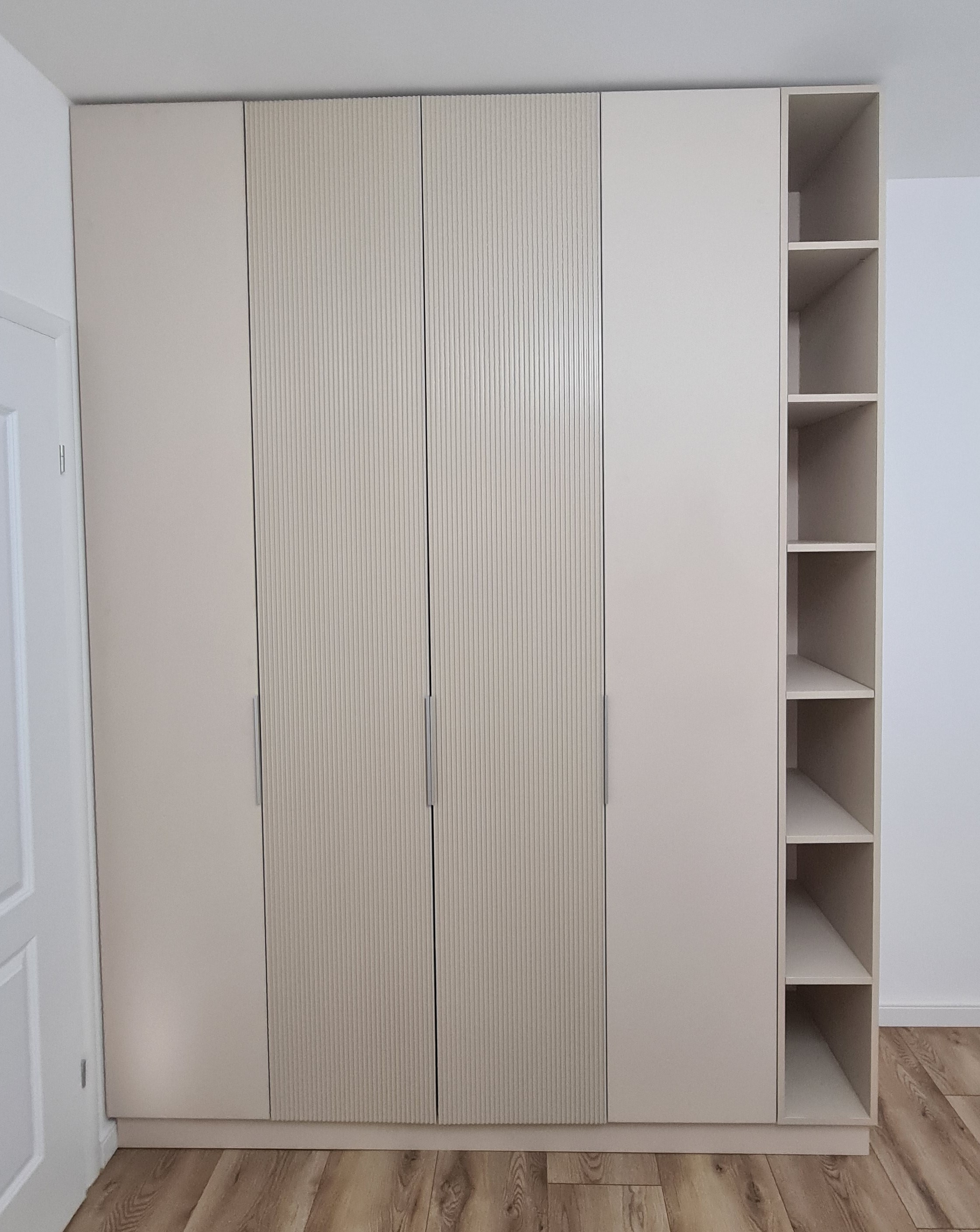 Dressing. Furniture Alexandru Turcu