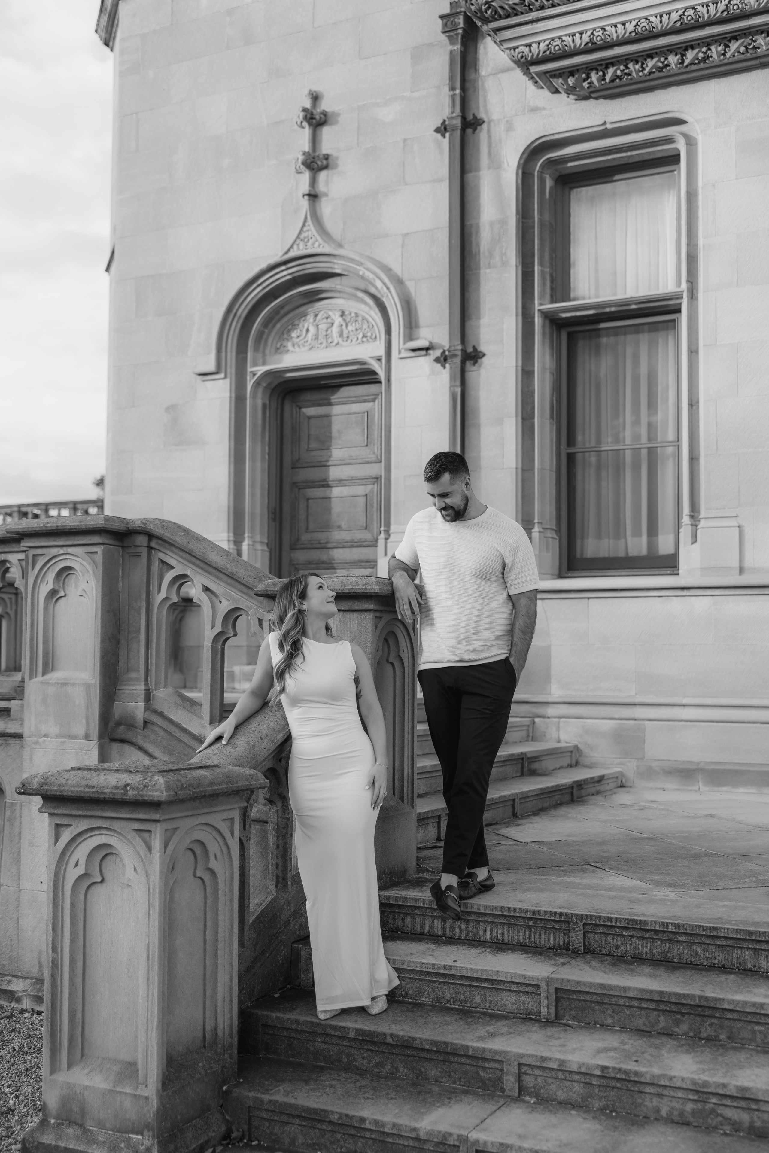 Coastal Elegance in Newport. Rhode Island Wedding Photographer Tati Simpson