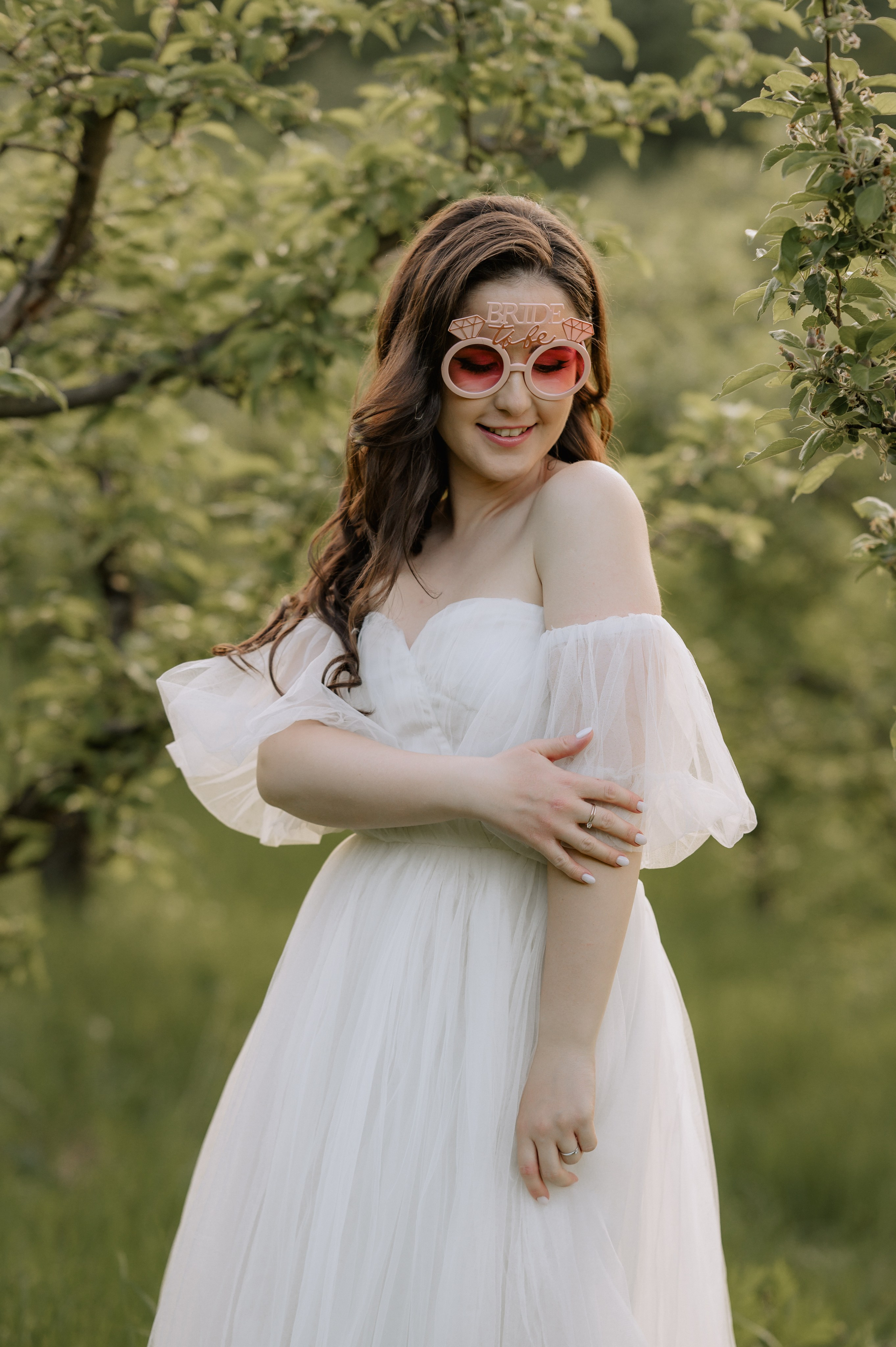 Magda + Andrei | Lovers in the garden. Proud Vision Weddings | Wedding Photography & Film — Servicii profesionale Foto Video Nunta Iasi