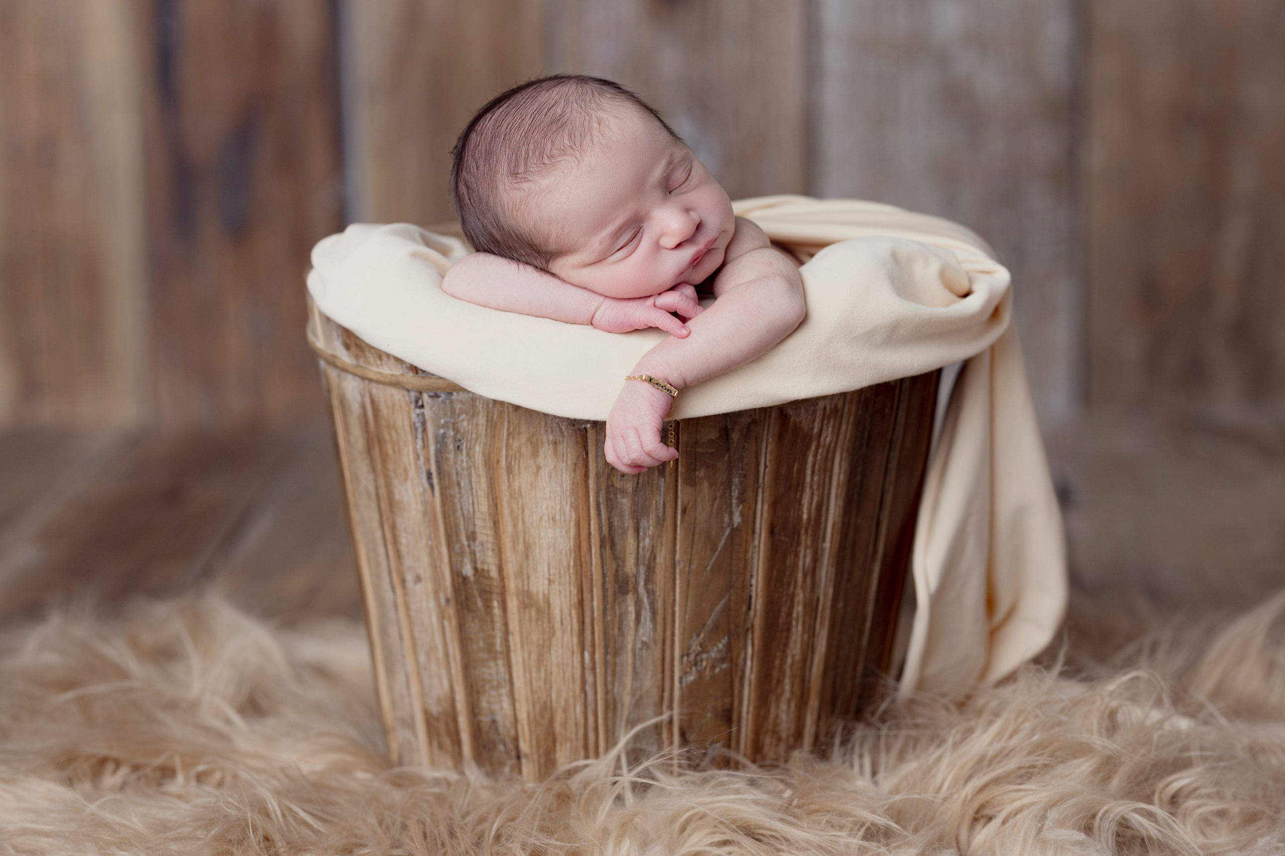 Sesión Newborn Sweet Moments: Guía Completa para Padres | Rainbox. Rainbox Estudio de Fotografía