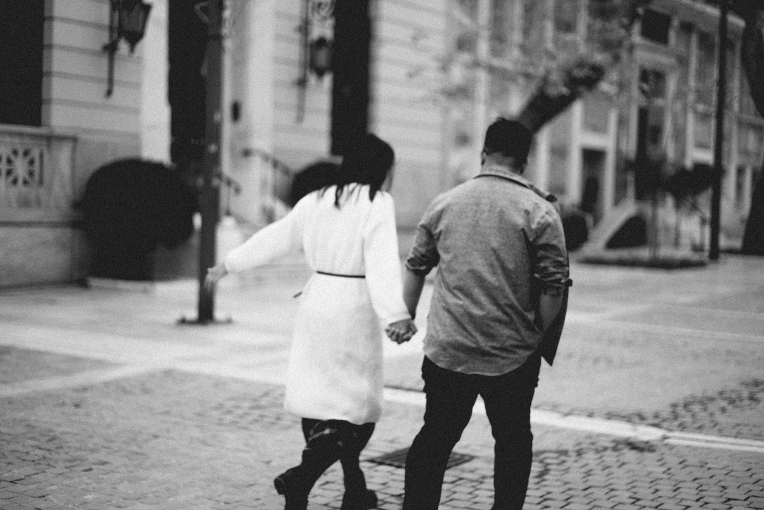 Jeremy and Alice in Athens. Photographer in Greece Kristina