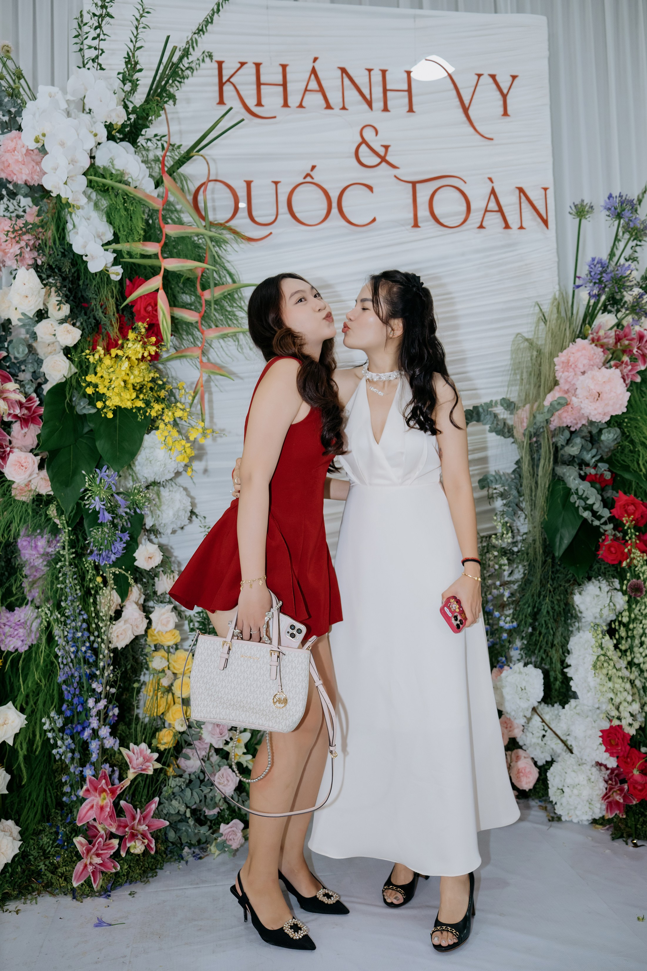 TOAN & VY / Wedding Journalism. Saigon Wedding Present | Art Beyond Moments