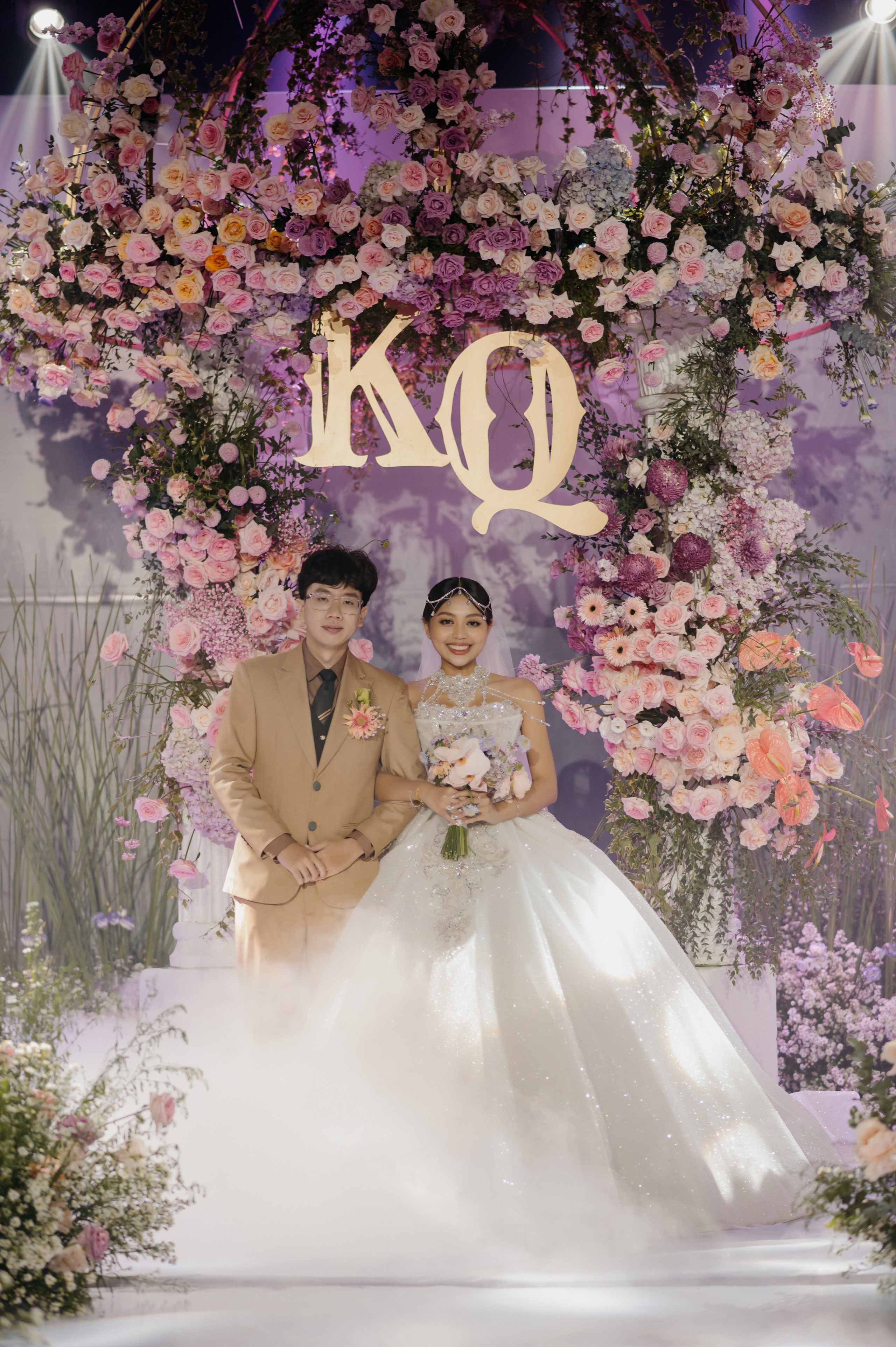 KHANG & QUYEN / Lavela Hotel. Saigon Wedding Present | Art Beyond Moments