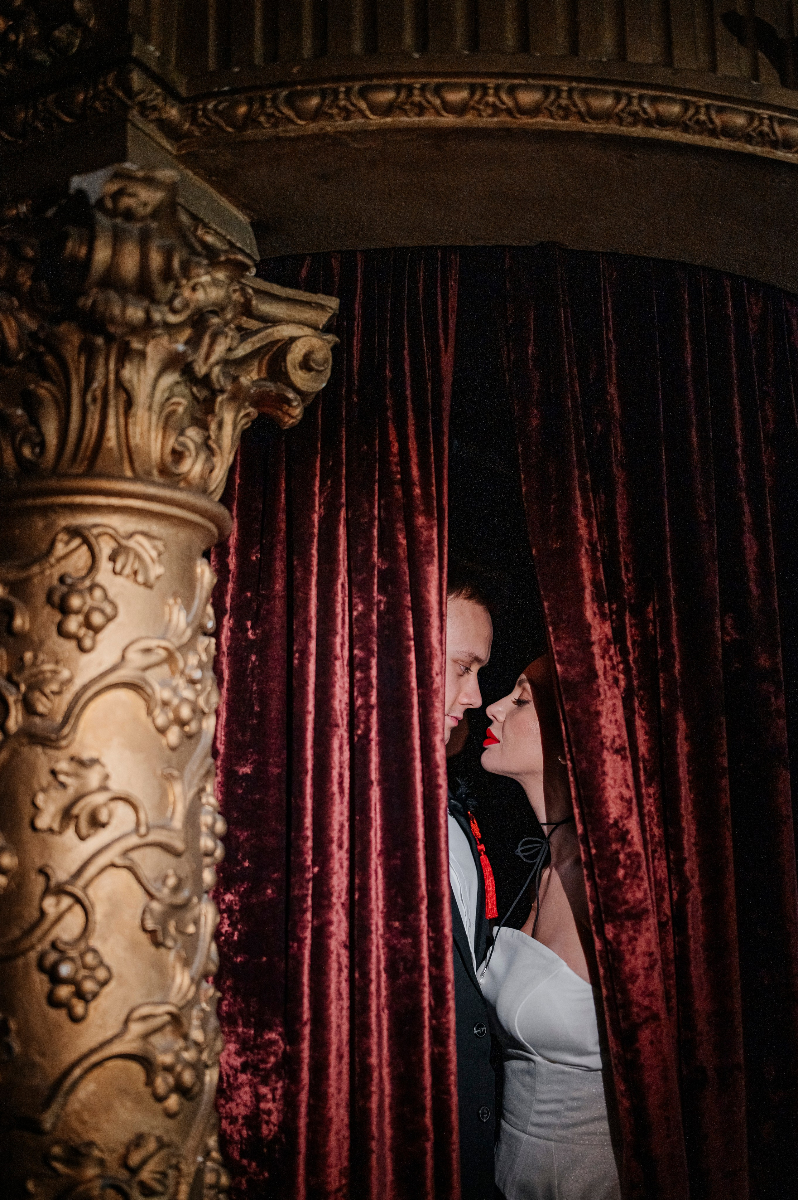 A Story in the Theatre. Fotograaf Tallinnas | Anna Borunova | Pulmafotograaf ja Perepildid