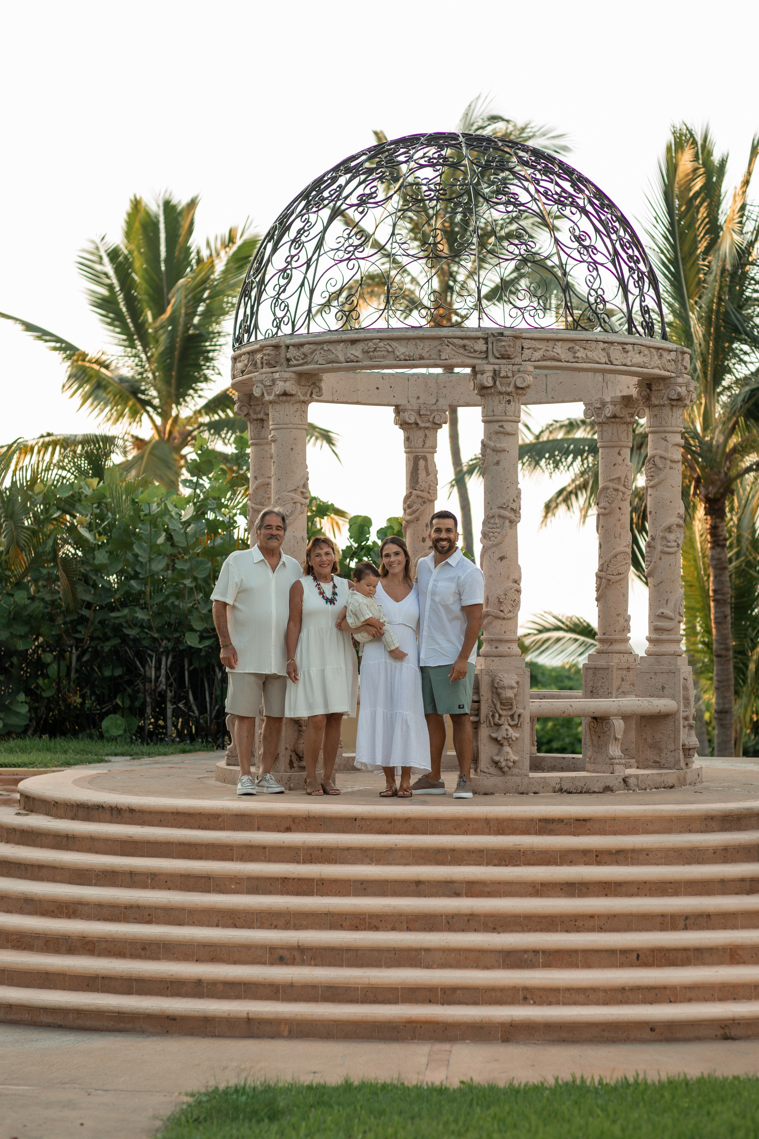 Sesion familiar en Emerald Bay Pueblo Bonito para Michelle. Виктория Кастельянос. Русскоязычный фотограф в Мексике