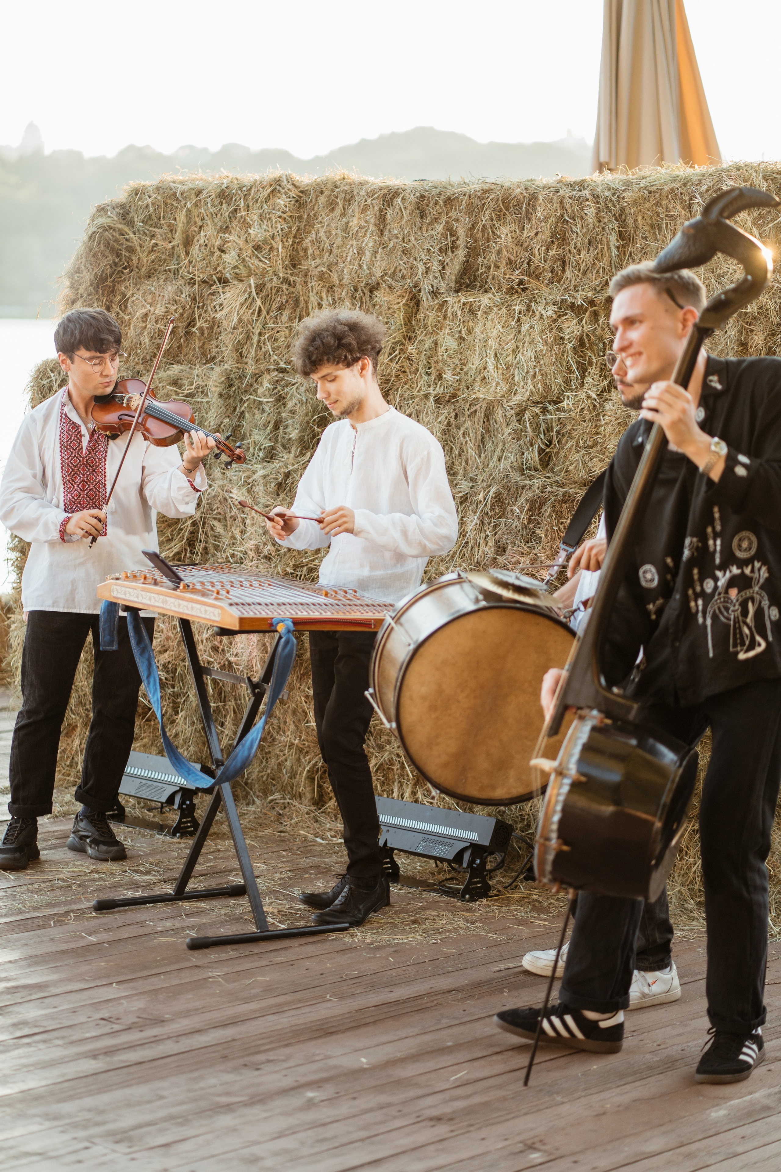 Milk Bar Party. Kostiantyn Holinchenko. Reportage and portrait photographer