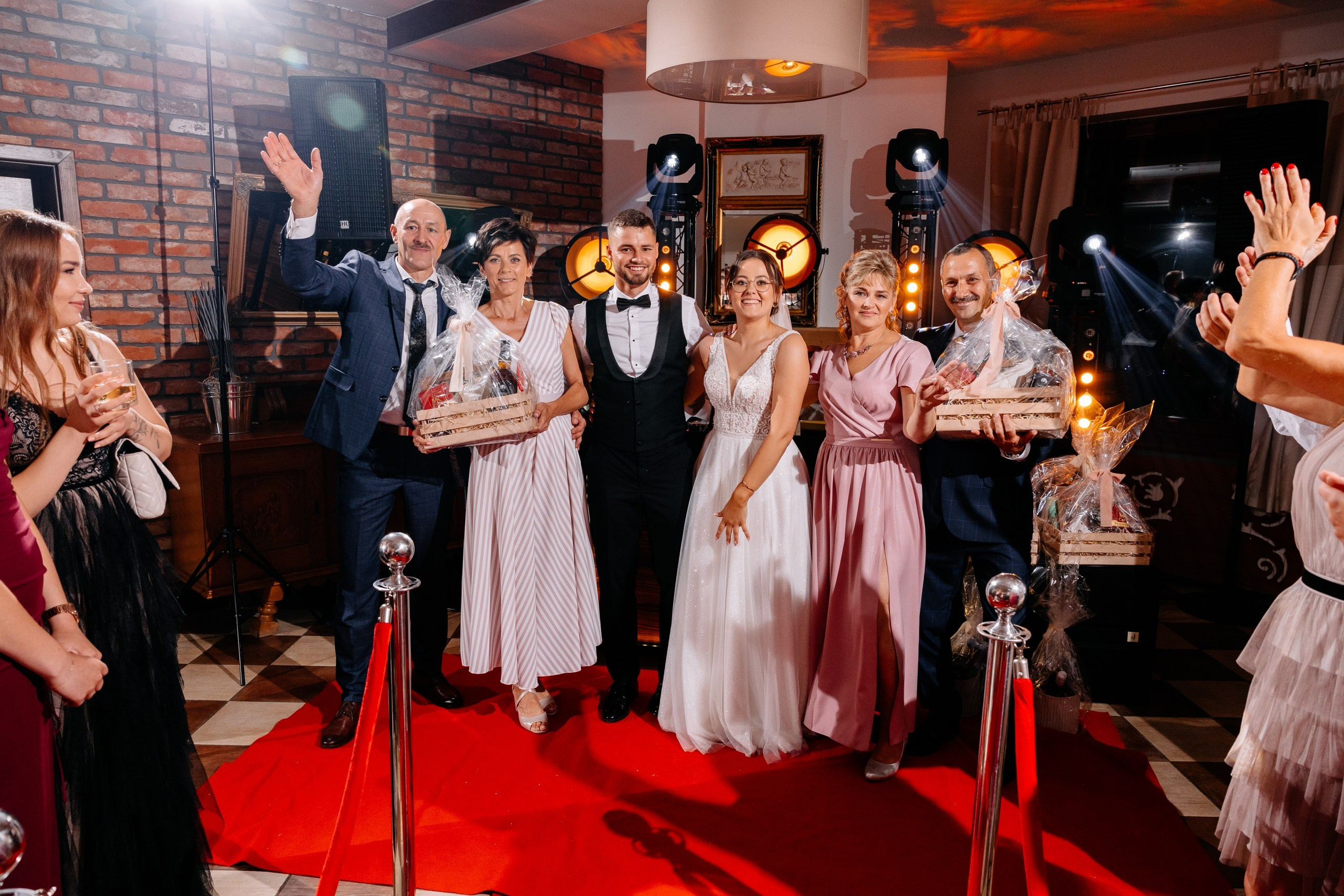 Klaudia ♡ Adrian. Fotograf Ślubny Warszawa - Sesje Biznesowe Rodzinne Eventy